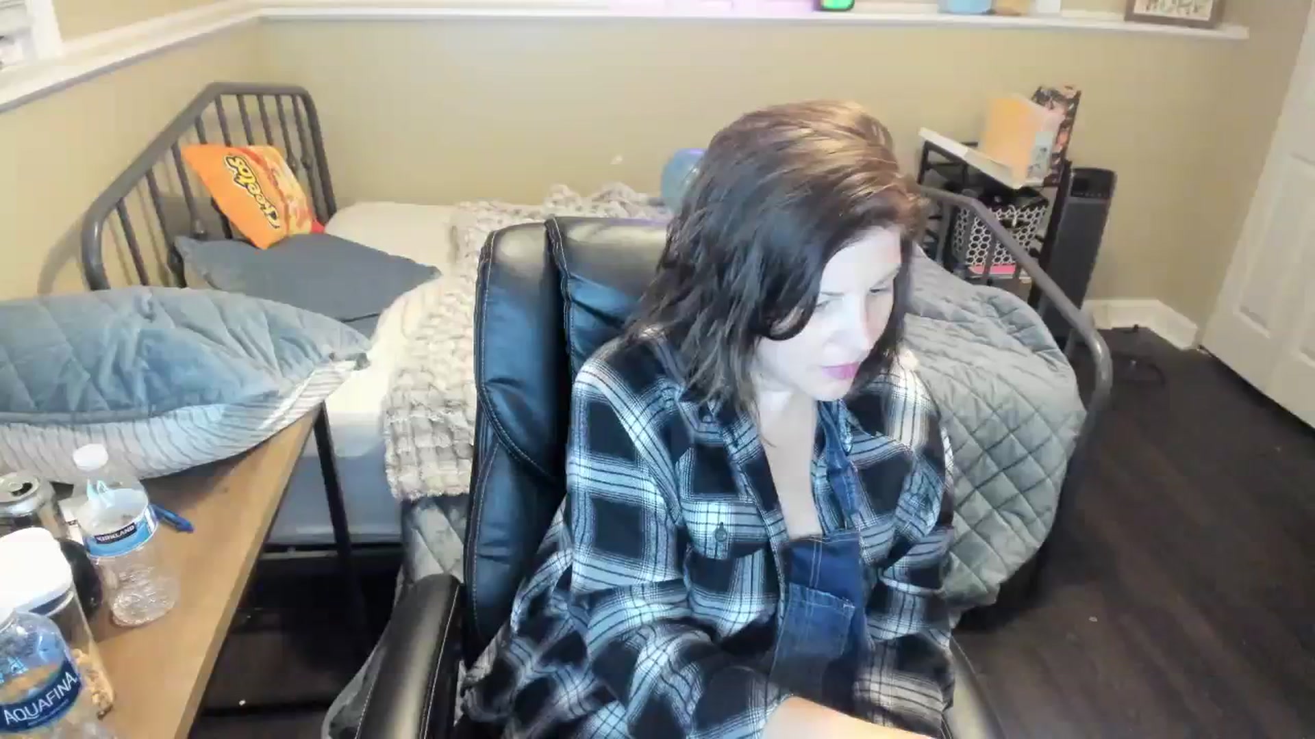 Gallery image thumbnail from Samtastic_'s myfreecams stream on, 09/13/2023, 24:20 image 9 of 20