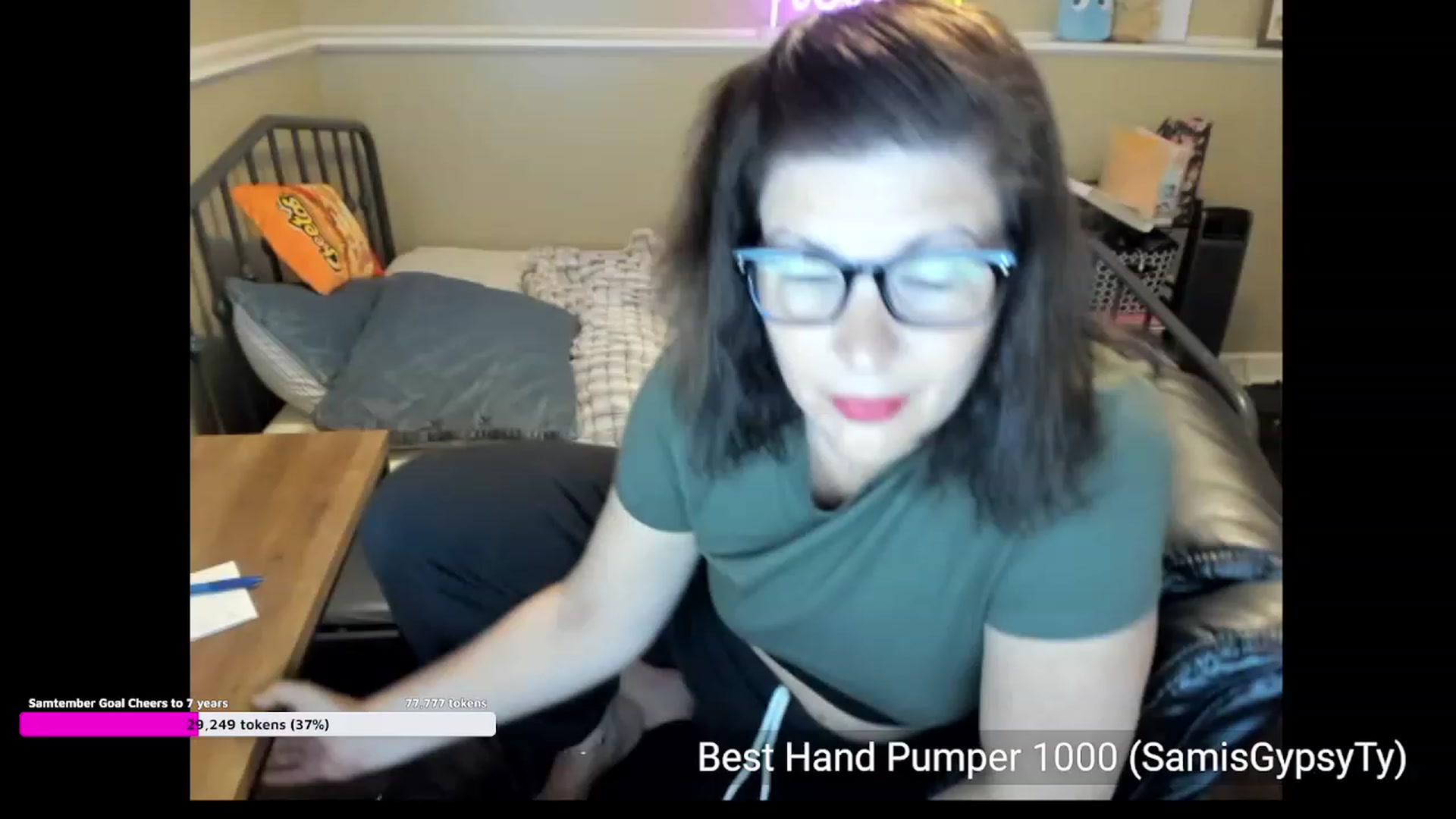 Gallery image thumbnail from Samtastic_'s myfreecams stream on, 09/19/2023, 24:18 image 5 of 20