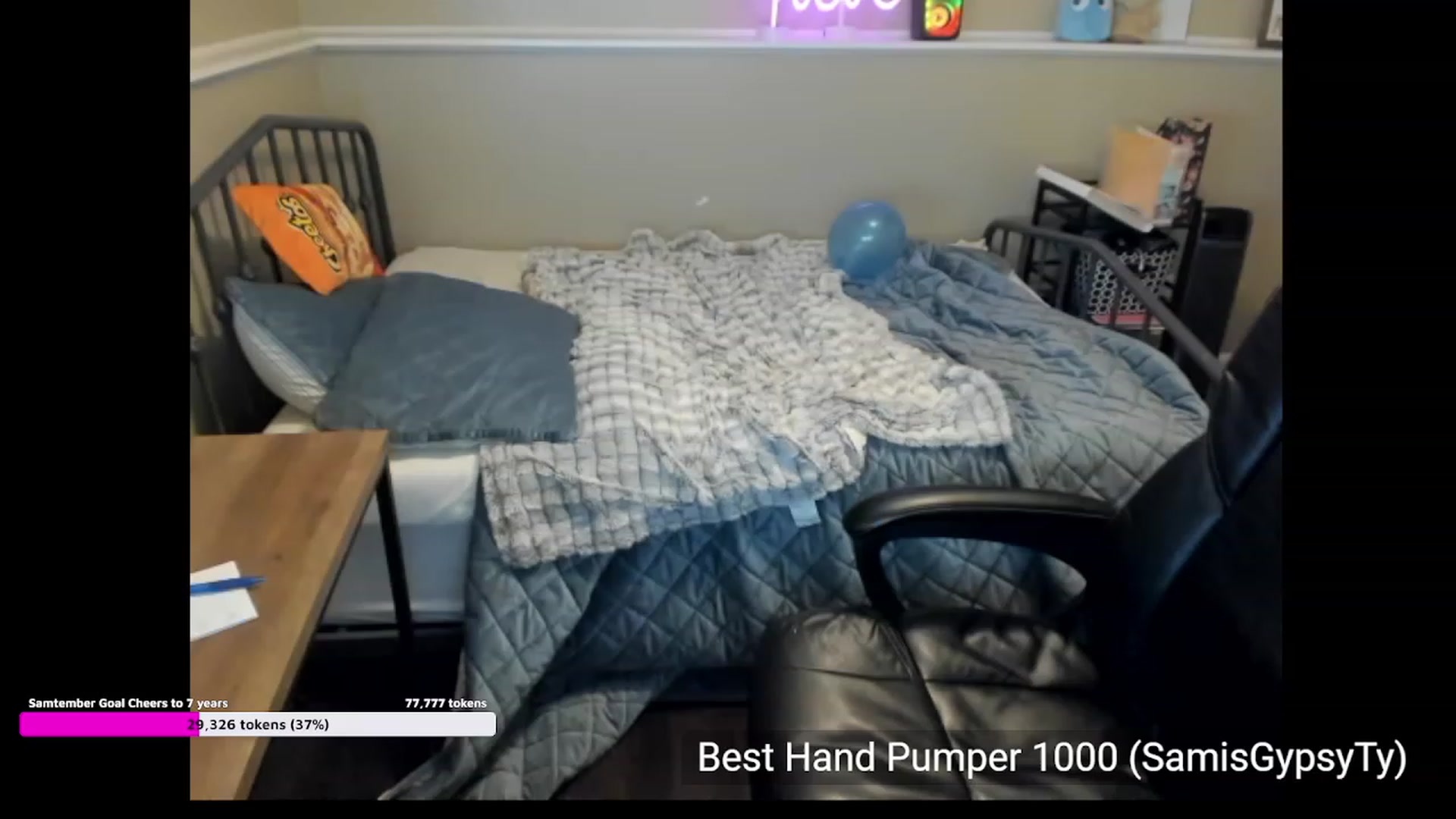 Gallery image thumbnail from Samtastic_'s myfreecams stream on, 09/19/2023, 24:18 image 6 of 20