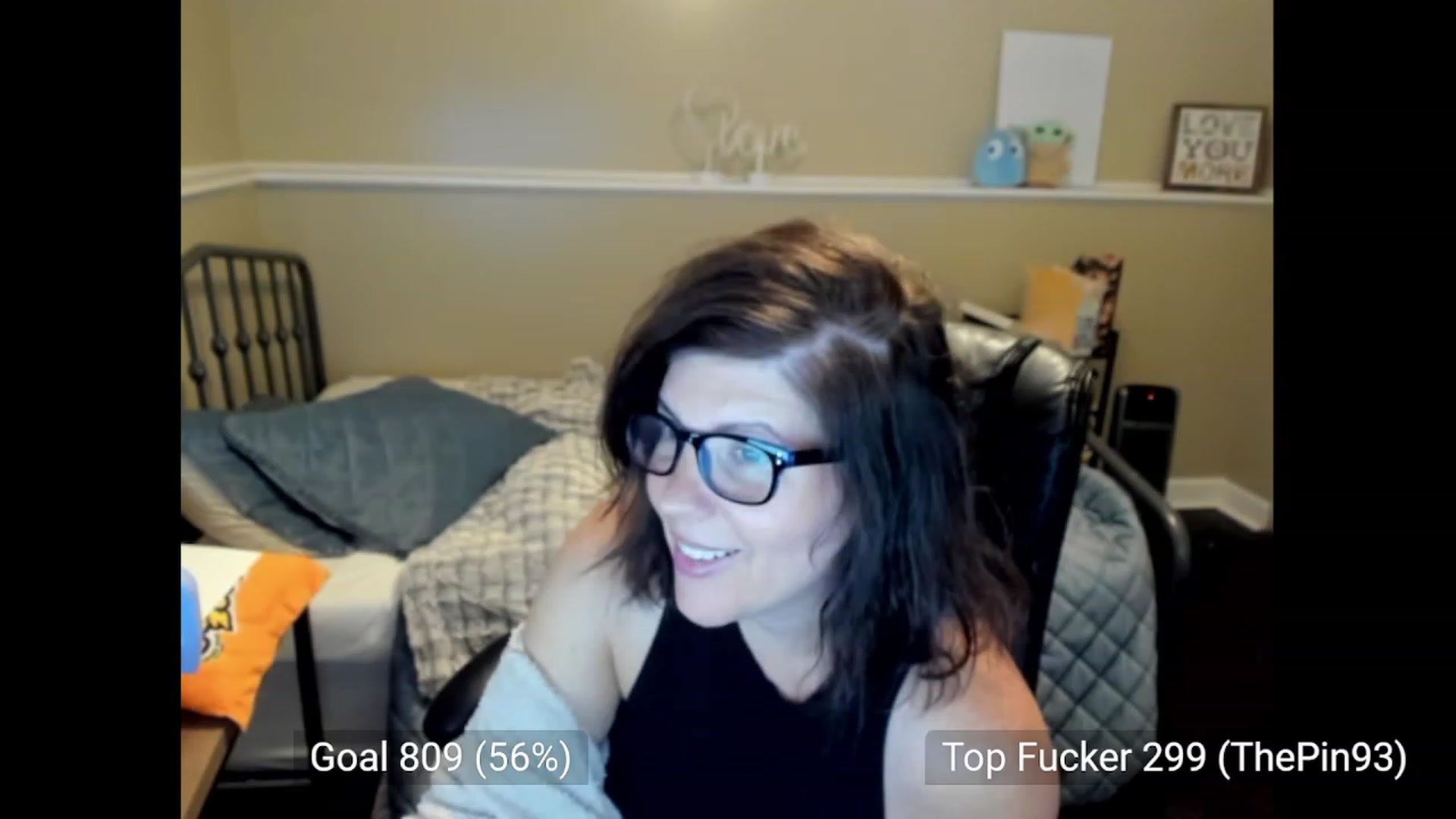 Gallery image thumbnail from Samtastic_'s myfreecams stream on, 10/04/2023, 24:16 image 2 of 20