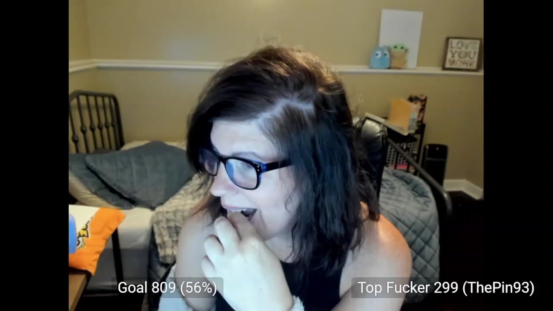 Gallery image thumbnail from Samtastic_'s myfreecams stream on, 10/04/2023, 24:16 image 3 of 20