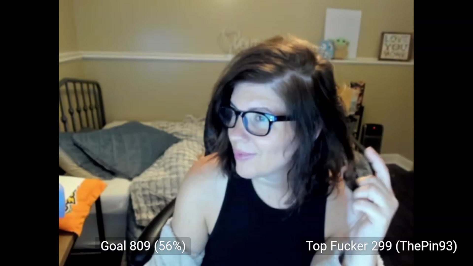 Gallery image thumbnail from Samtastic_'s myfreecams stream on, 10/04/2023, 24:16 image 4 of 20