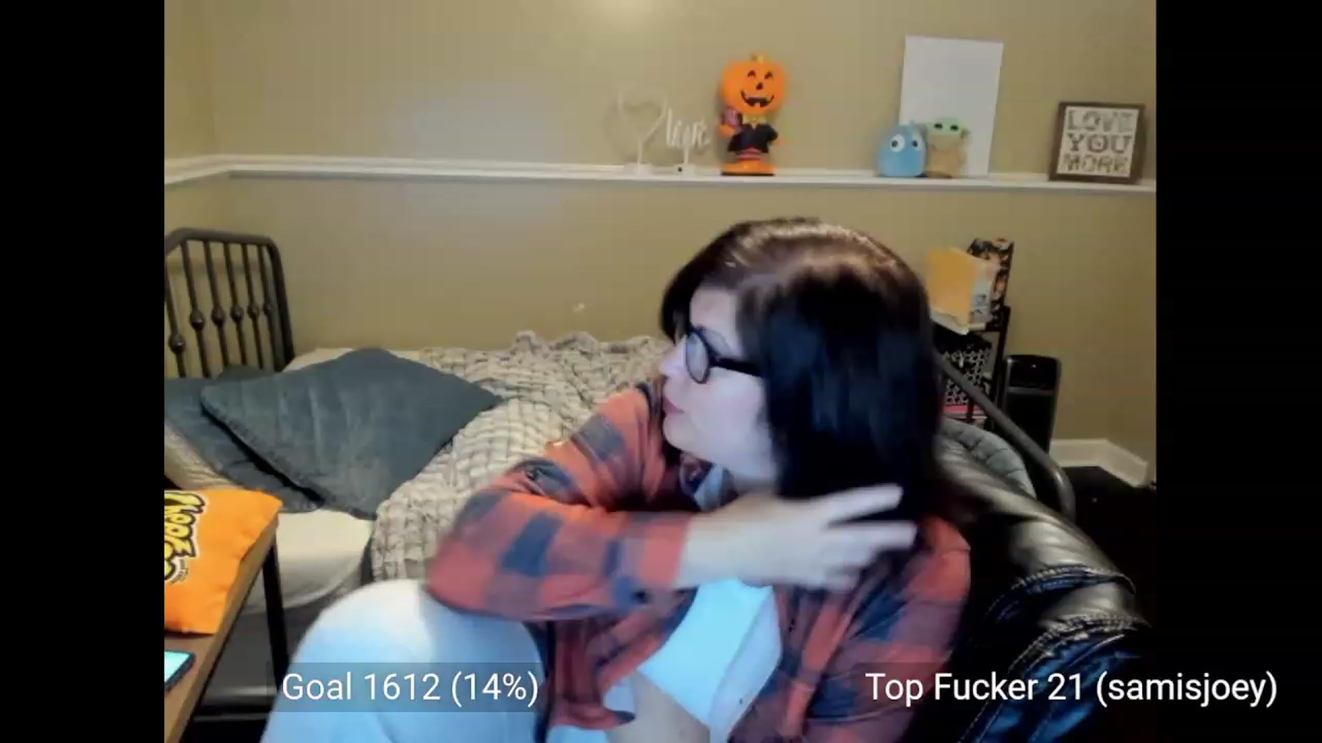 Gallery image thumbnail from Samtastic_'s myfreecams stream on, 10/06/2023, 21:35 image 2 of 20