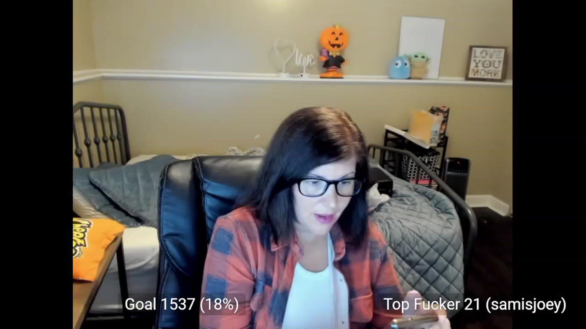 Gallery image thumbnail from Samtastic_'s myfreecams stream on, 10/06/2023, 22:36 image 6 of 20