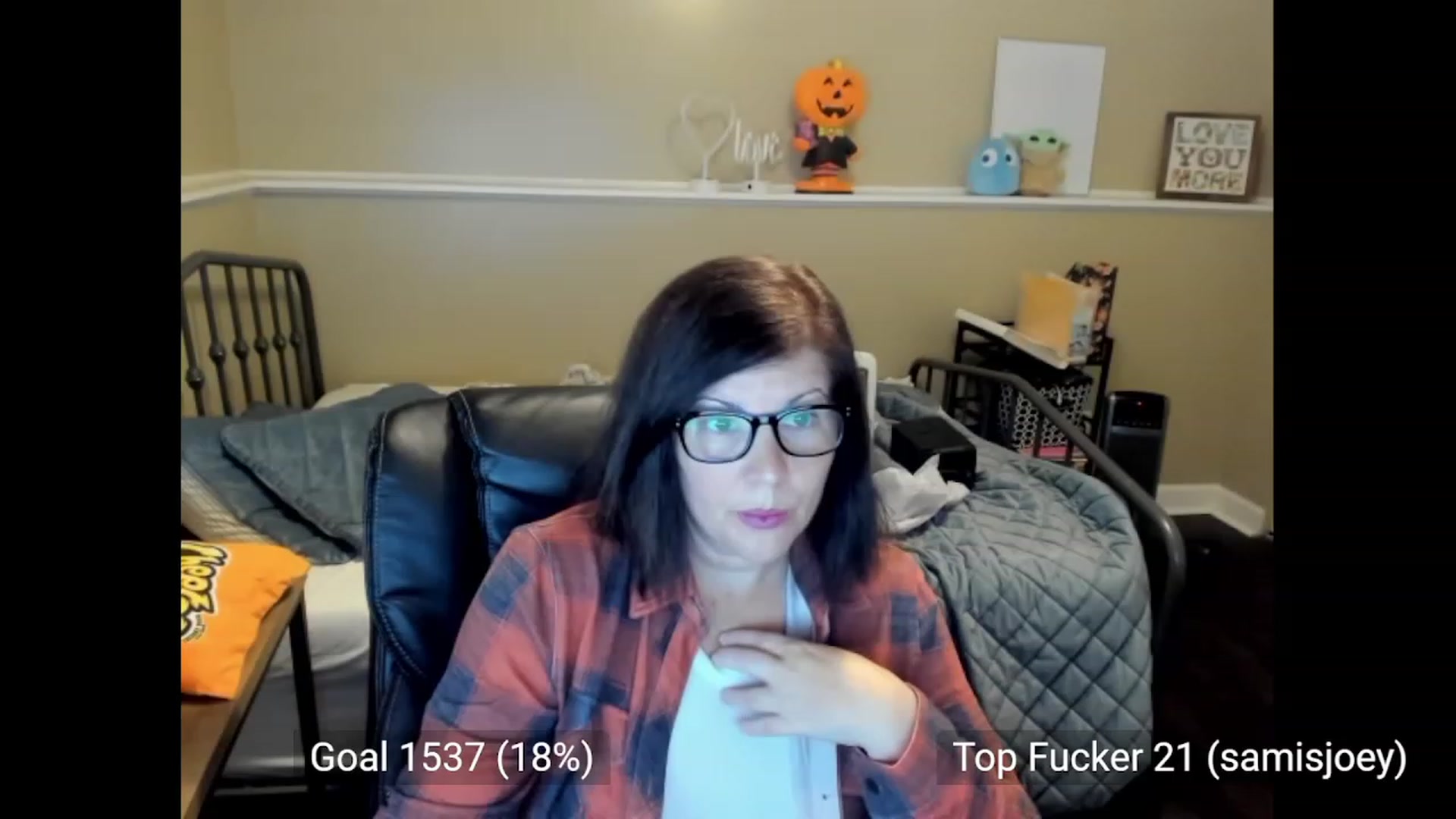Gallery image thumbnail from Samtastic_'s myfreecams stream on, 10/06/2023, 22:36 image 8 of 20