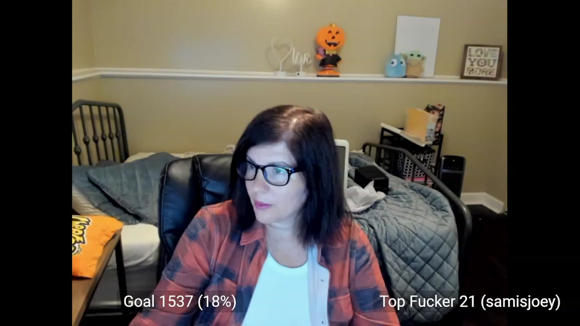 Gallery image thumbnail from Samtastic_'s myfreecams stream on, 10/06/2023, 22:36 image 17 of 20