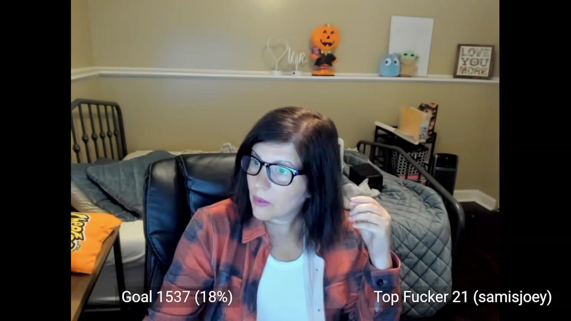 Gallery image thumbnail from Samtastic_'s myfreecams stream on, 10/06/2023, 22:36 image 9 of 20