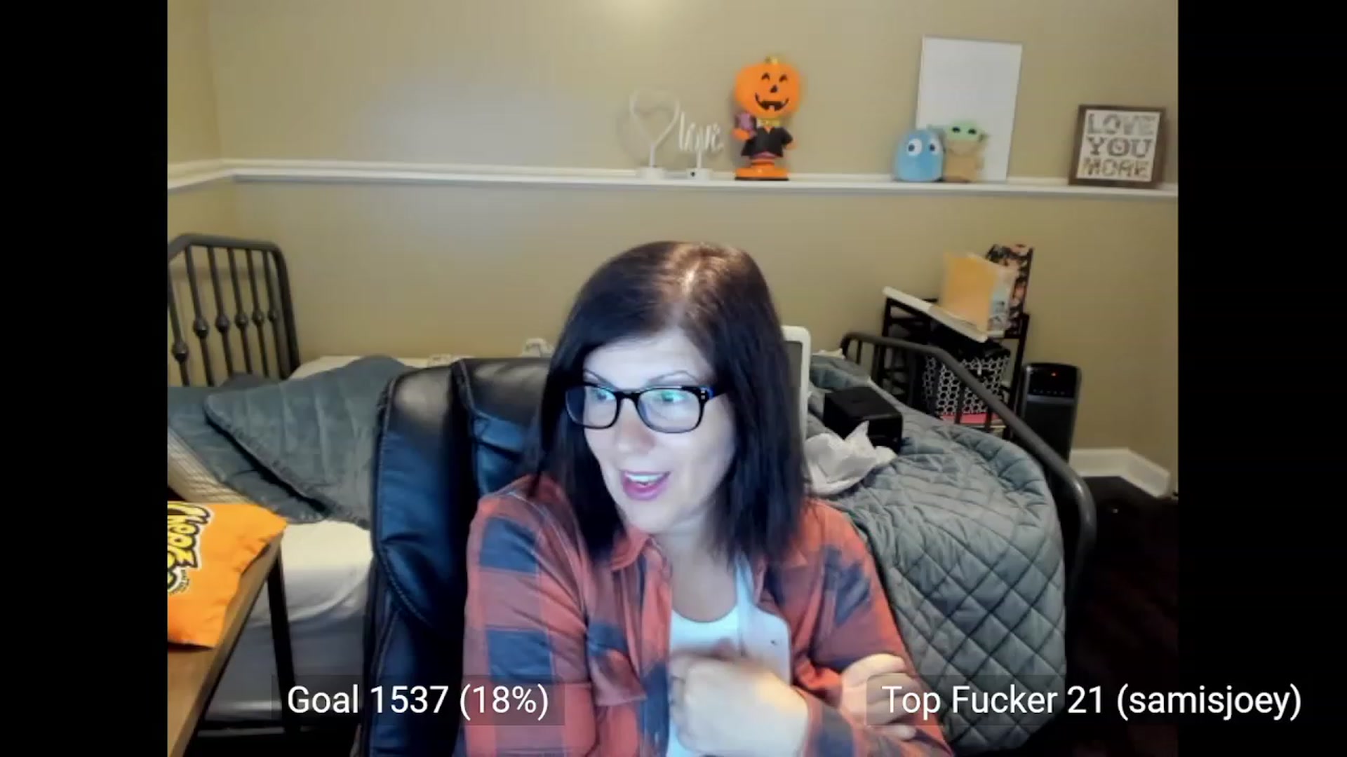 Gallery image thumbnail from Samtastic_'s myfreecams stream on, 10/06/2023, 22:36 image 14 of 20