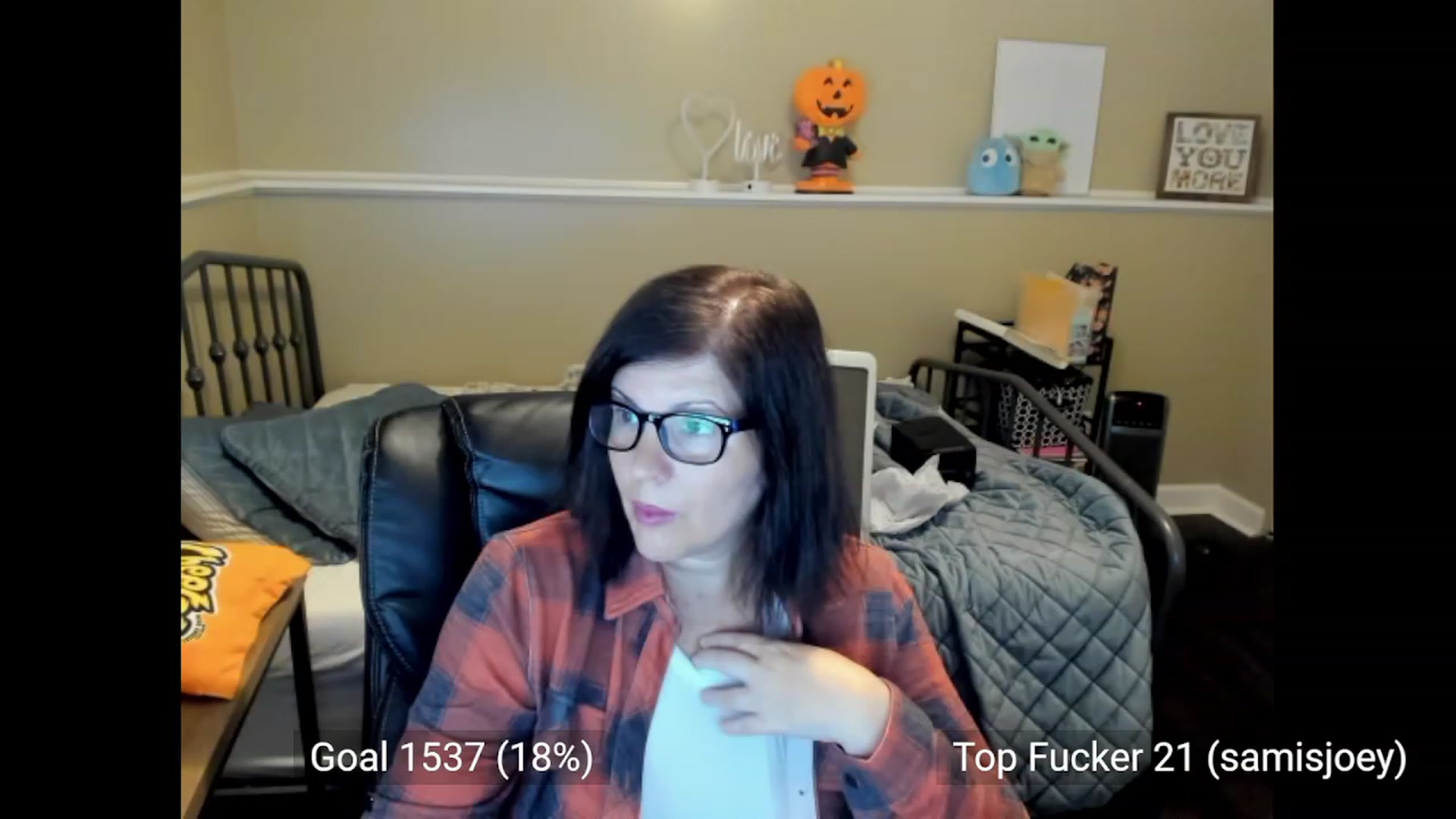 Gallery image thumbnail from Samtastic_'s myfreecams stream on, 10/06/2023, 22:36 image 7 of 20
