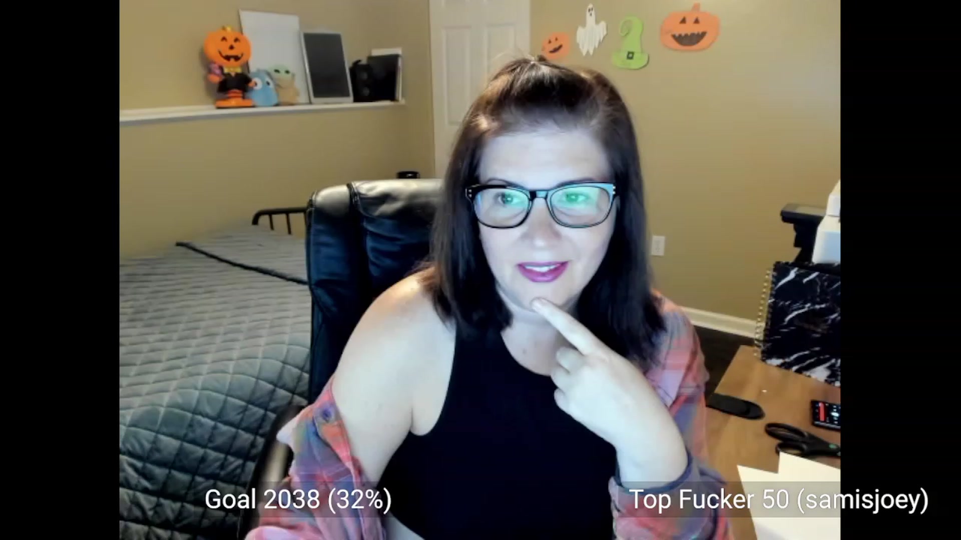 Gallery image thumbnail from Samtastic_'s myfreecams stream on, 10/13/2023, 19:14 image 9 of 20