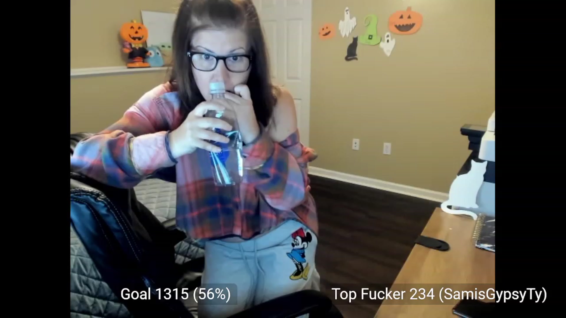 Gallery image thumbnail from Samtastic_'s myfreecams stream on, 10/13/2023, 23:47 image 14 of 20