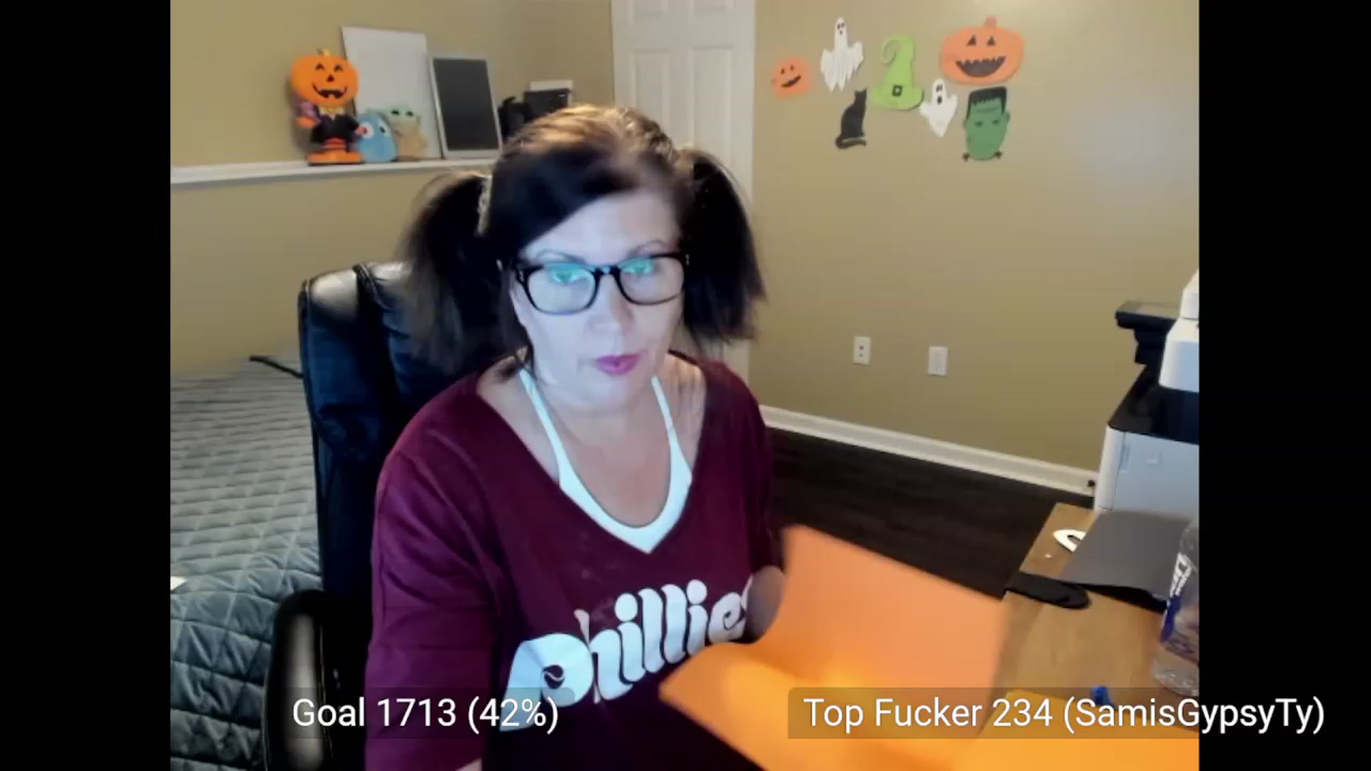 Gallery image thumbnail from Samtastic_'s myfreecams stream on, 10/17/2023, 24:06 image 12 of 20