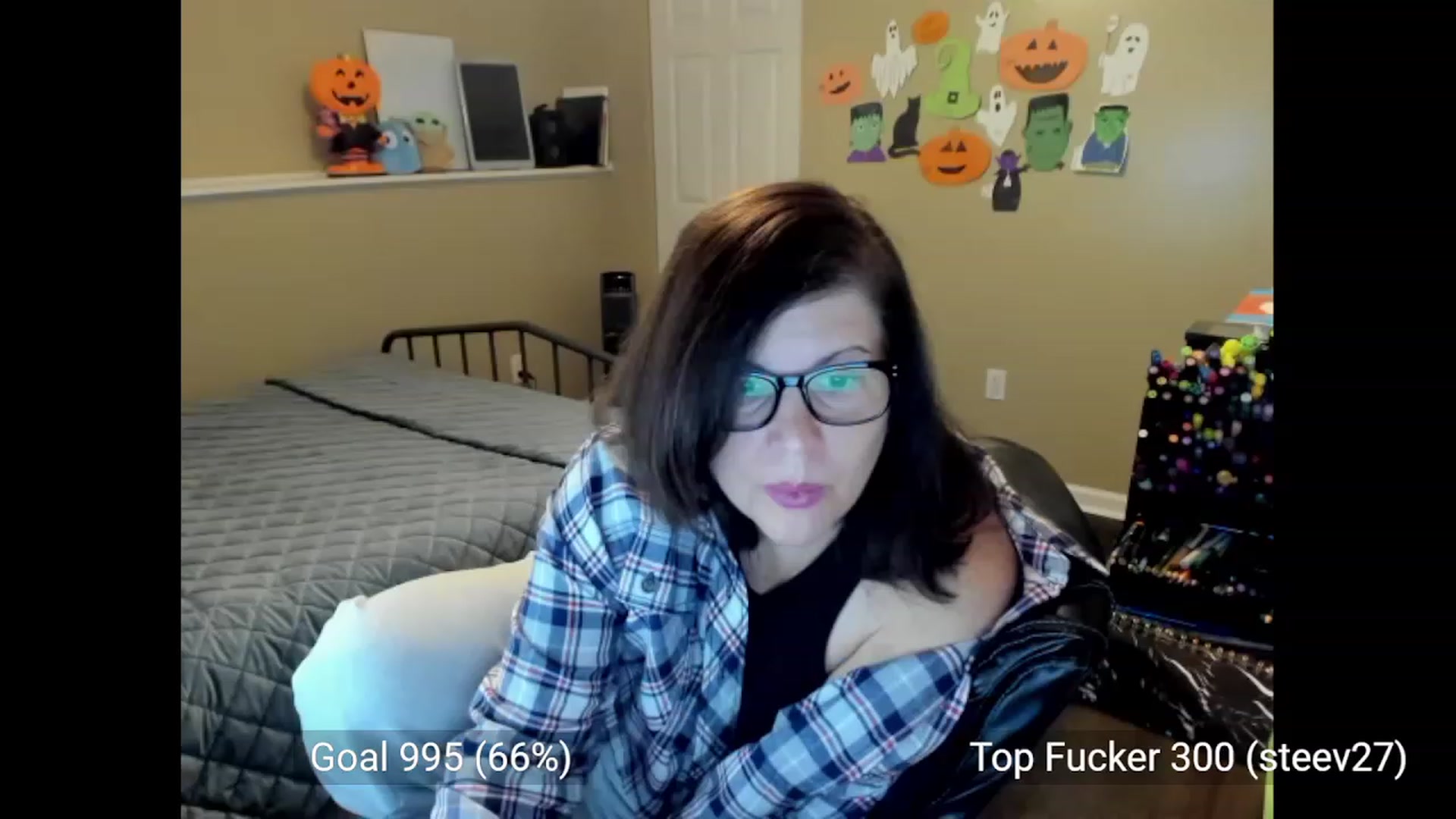 Gallery image thumbnail from Samtastic_'s myfreecams stream on, 10/27/2023, 23:16 image 4 of 20