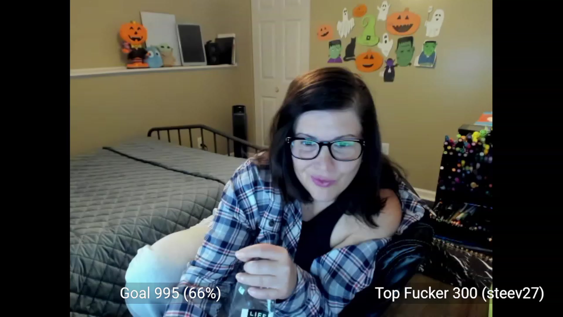 Gallery image thumbnail from Samtastic_'s myfreecams stream on, 10/27/2023, 23:16 image 6 of 20
