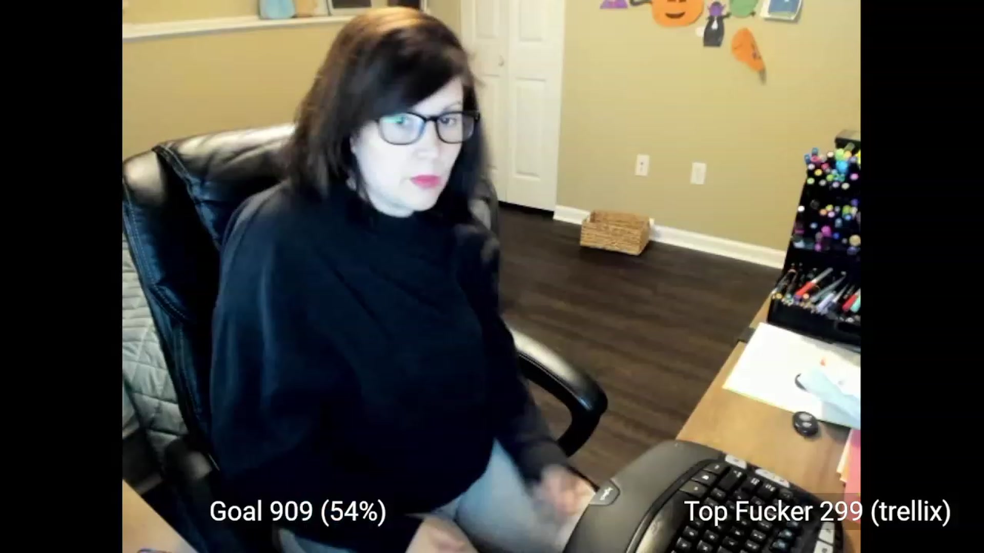 Gallery image thumbnail from Samtastic_'s myfreecams stream on, 11/08/2023, 24:40 image 4 of 20