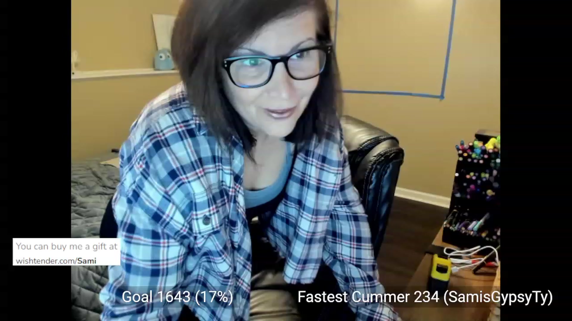 Gallery image thumbnail from Samtastic_'s myfreecams stream on, 11/17/2023, 23:27 image 16 of 20