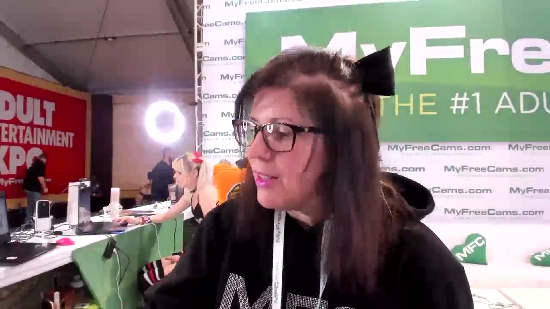 Gallery image thumbnail from Samtastic_'s myfreecams stream on, 01/25/2024, 23:04 image 18 of 20