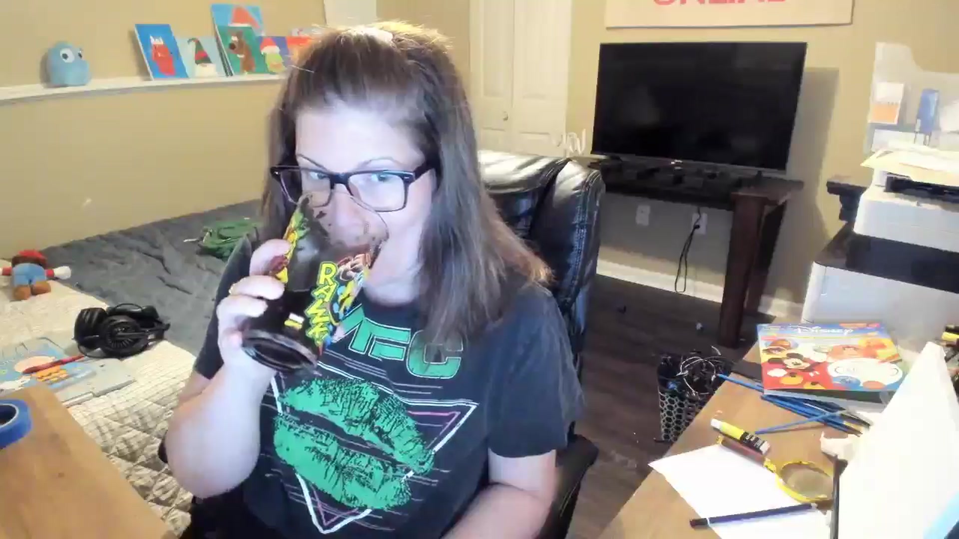 Gallery image thumbnail from Samtastic_'s myfreecams stream on, 06/18/2024, 22:02 image 15 of 20