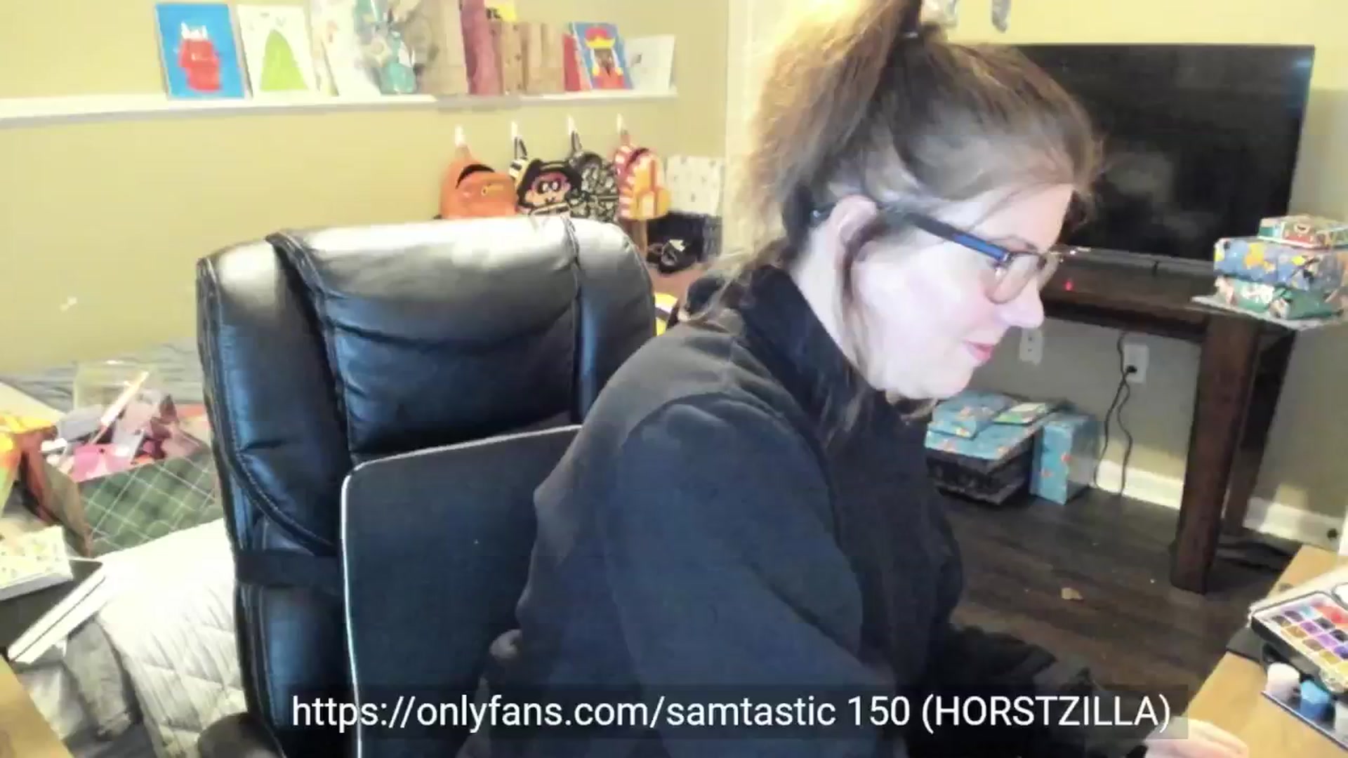 Gallery image thumbnail from Samtastic_'s myfreecams stream on, 12/03/2024, 01:03 image 7 of 20