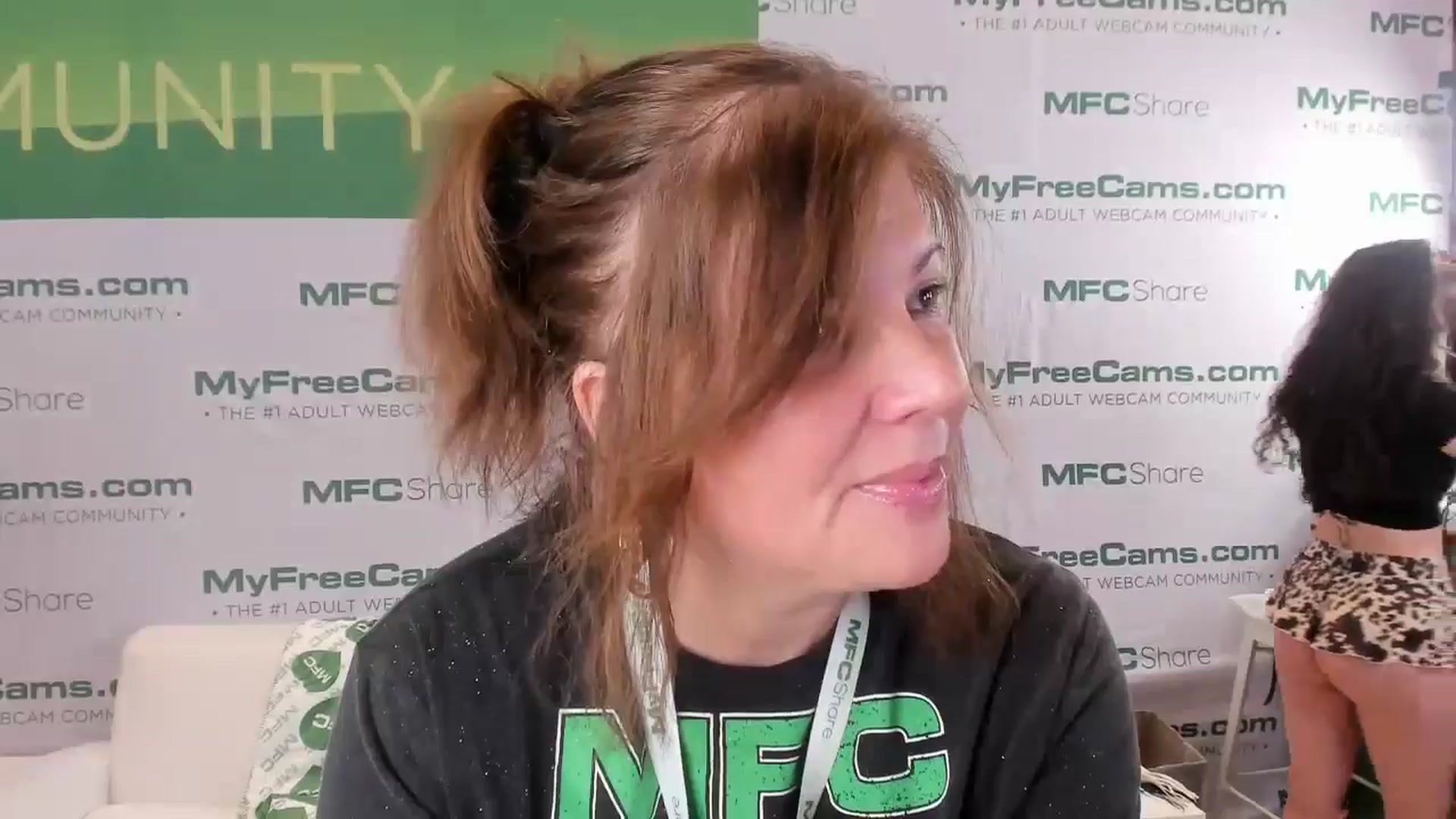 Gallery image thumbnail from Samtastic_'s myfreecams stream on, 01/24/2025, 23:31 image 6 of 20