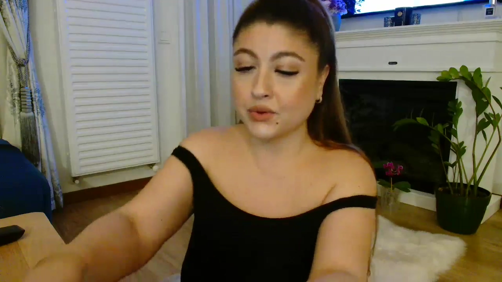 Gallery image thumbnail from SamyraX's myfreecams stream on, 02/25/2026, 16:59 image 15 of 20