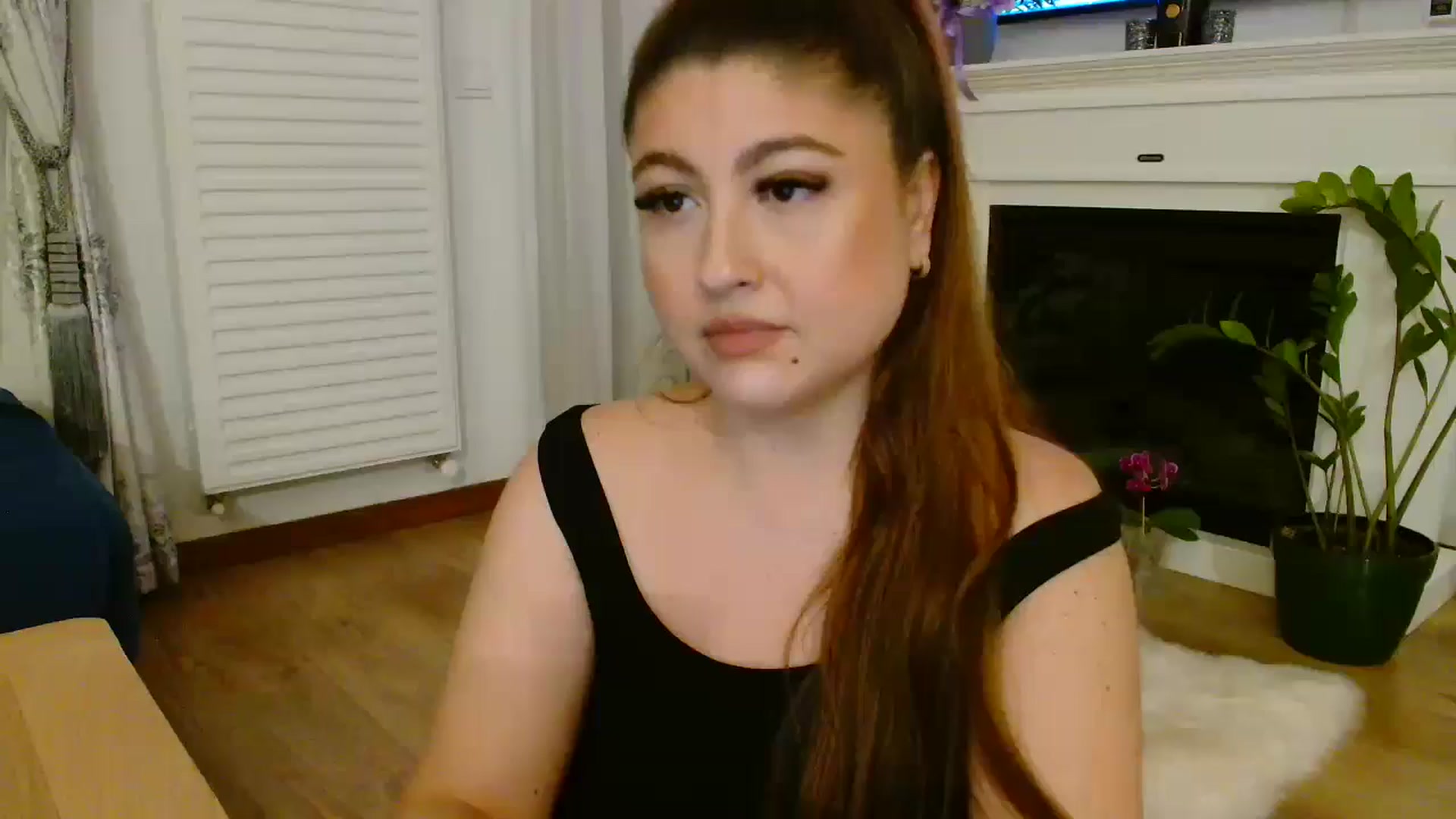 Gallery image thumbnail from SamyraX's myfreecams stream on, 02/25/2026, 17:42 image 18 of 20