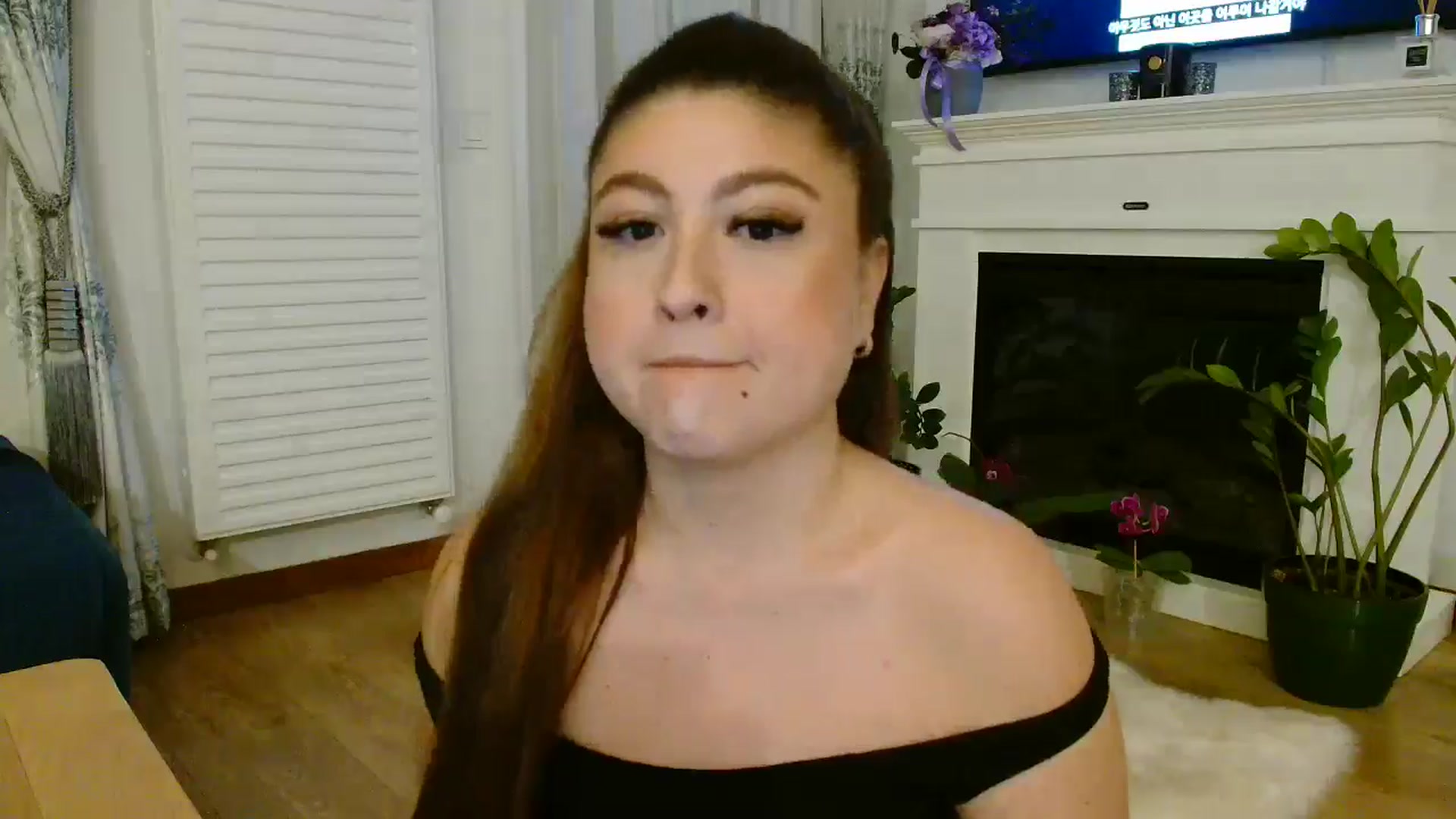 Gallery image thumbnail from SamyraX's myfreecams stream on, 02/25/2026, 17:42 image 12 of 20