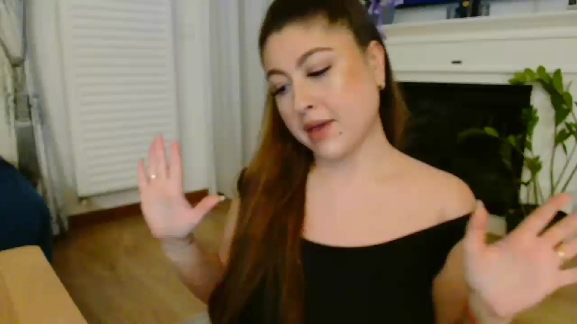 Gallery image thumbnail from SamyraX's myfreecams stream on, 02/25/2026, 17:42 image 14 of 20