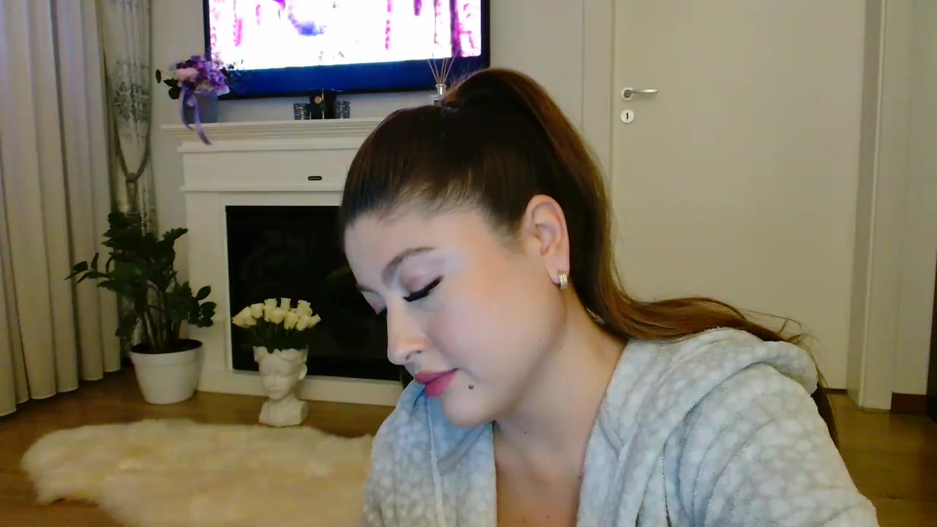 Gallery image thumbnail from SamyraX's myfreecams stream on, 02/27/2026, 17:34 image 17 of 20