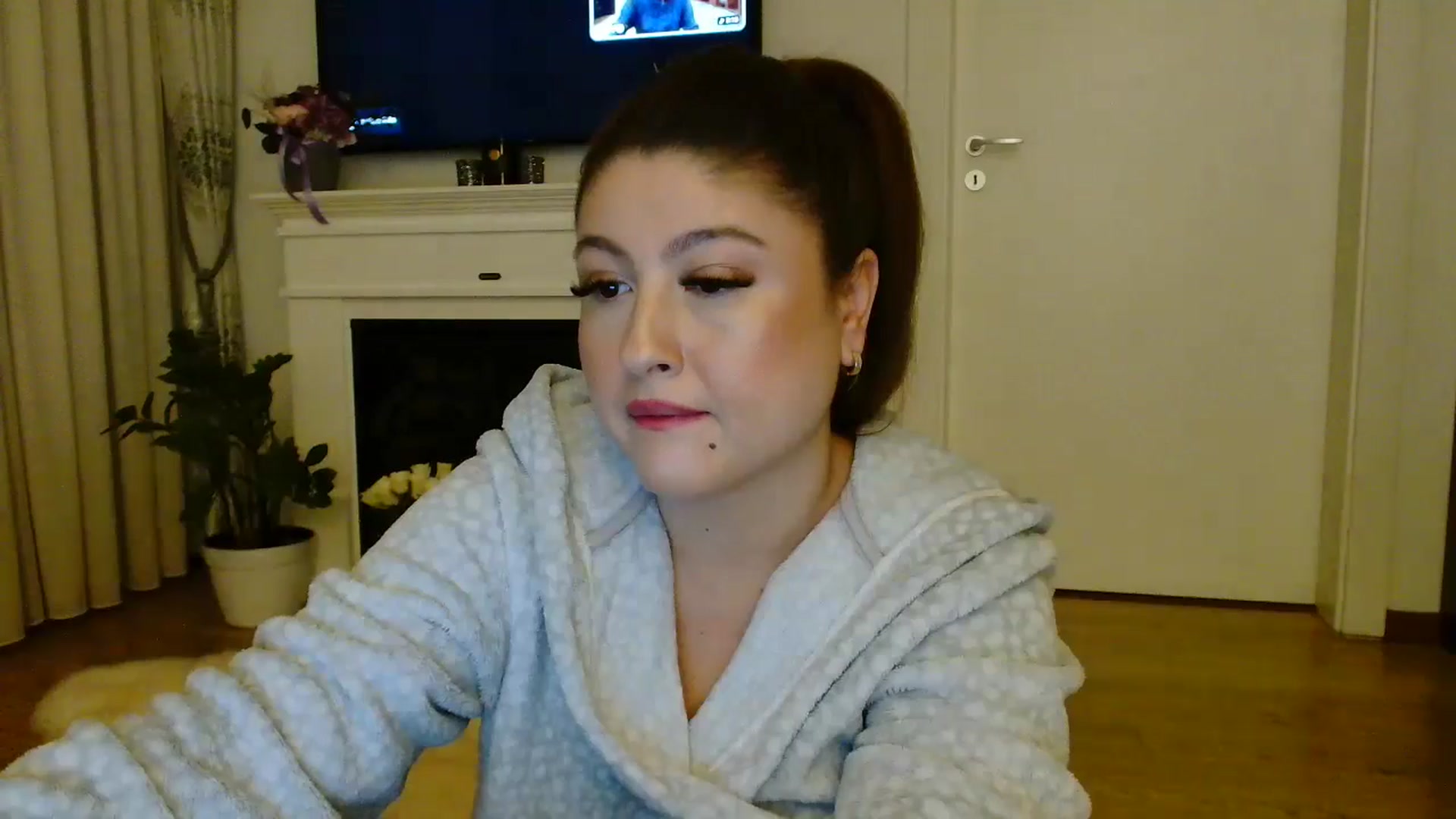 Gallery image thumbnail from SamyraX's myfreecams stream on, 02/27/2026, 17:34 image 16 of 20