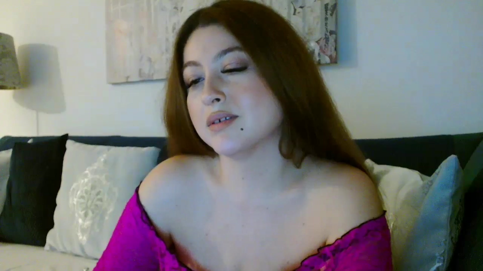 Gallery image thumbnail from SamyraX's myfreecams stream on, 03/04/2026, 17:39 image 16 of 20