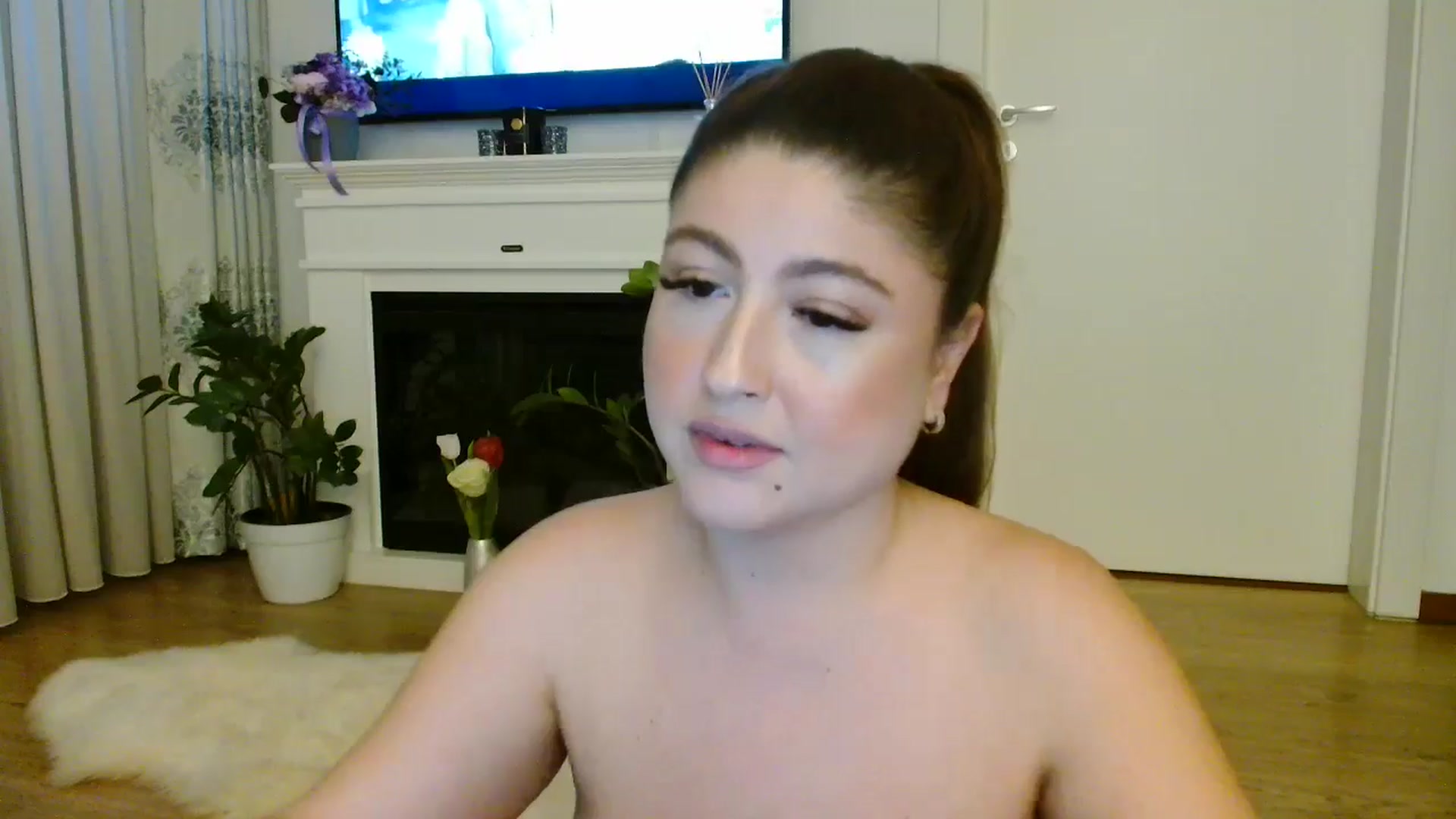 Gallery image thumbnail from SamyraX's myfreecams stream on, 03/11/2026, 17:42 image 5 of 20