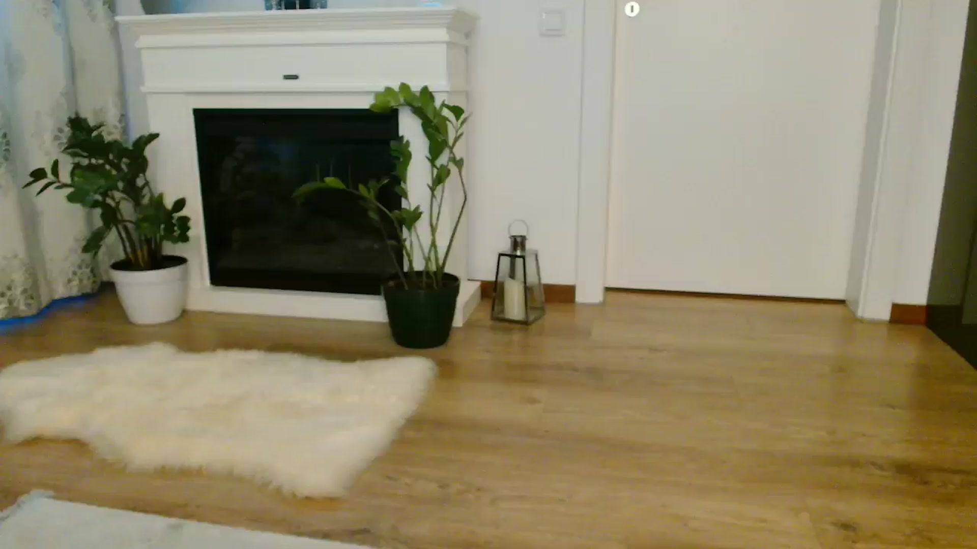 Gallery image thumbnail from SamyraX's myfreecams stream on, 03/27/2026, 16:30 image 18 of 20