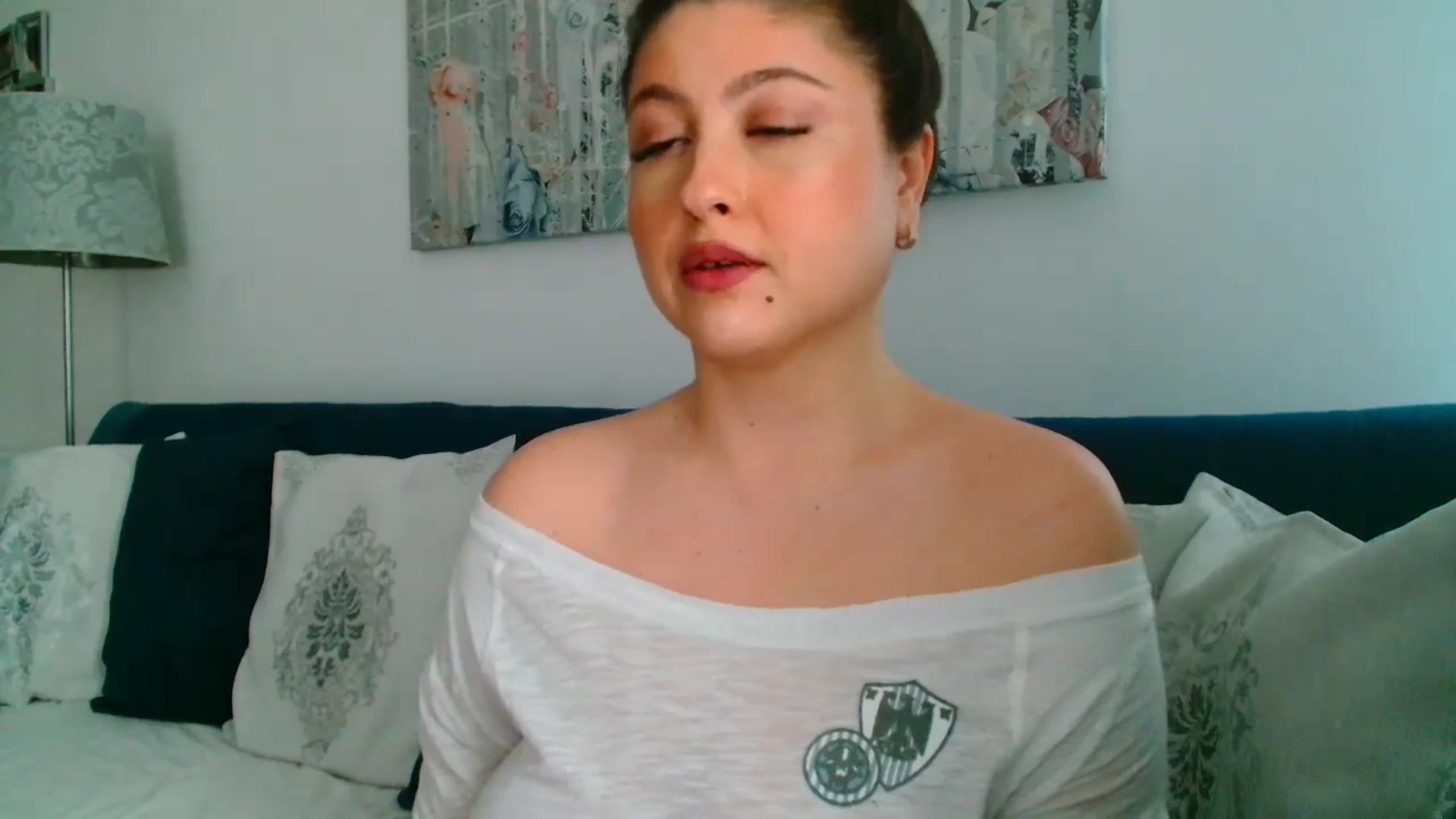 Gallery image thumbnail from SamyraX's myfreecams stream on, 03/31/2026, 14:31 image 18 of 20
