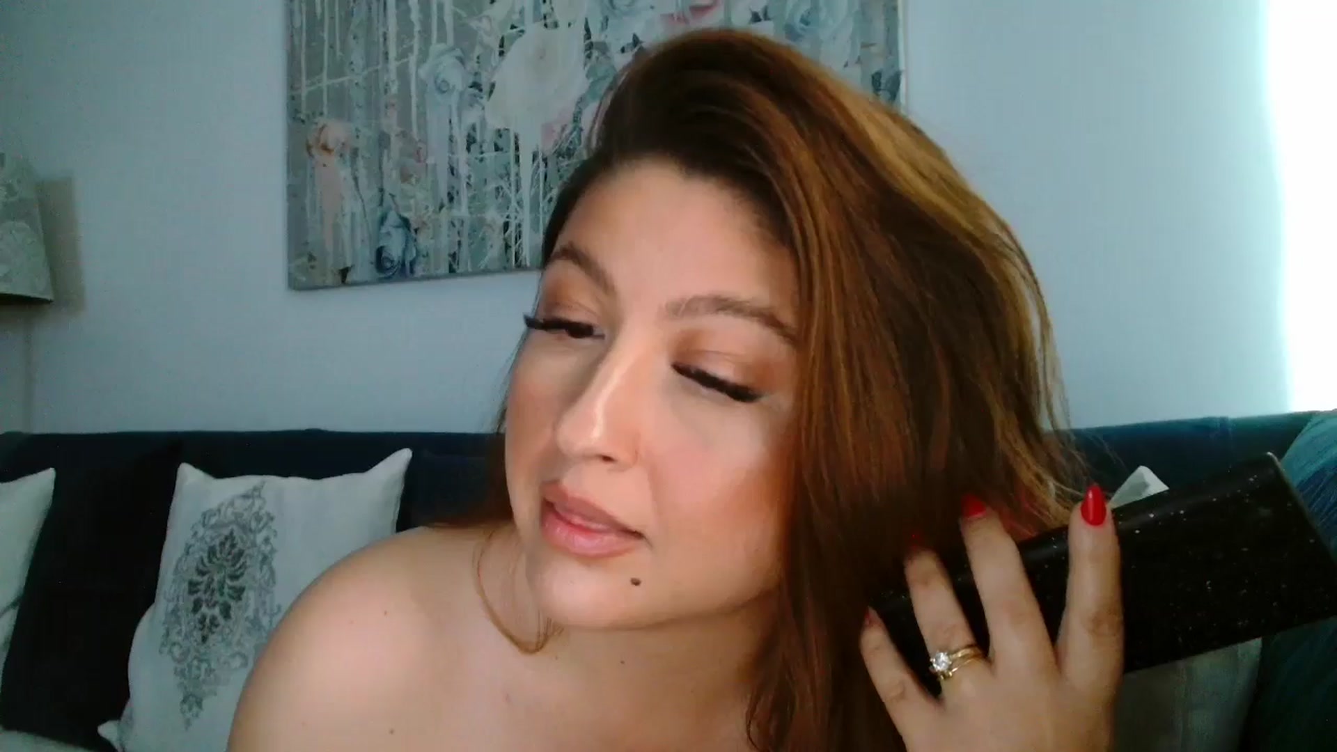 Gallery image thumbnail from SamyraX's myfreecams stream on, 04/21/2026, 16:42 image 15 of 20