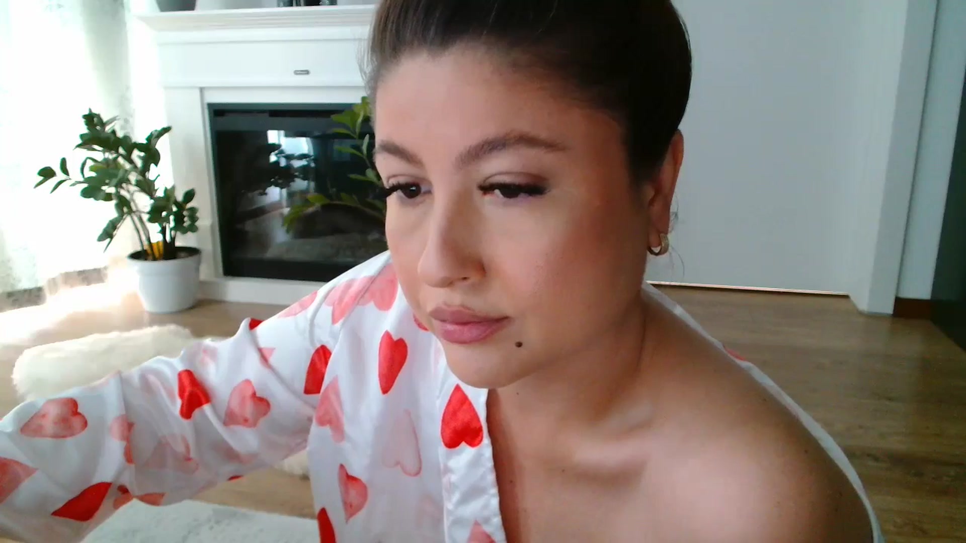 Gallery image thumbnail from SamyraX's myfreecams stream on, 04/23/2026, 14:57 image 13 of 20