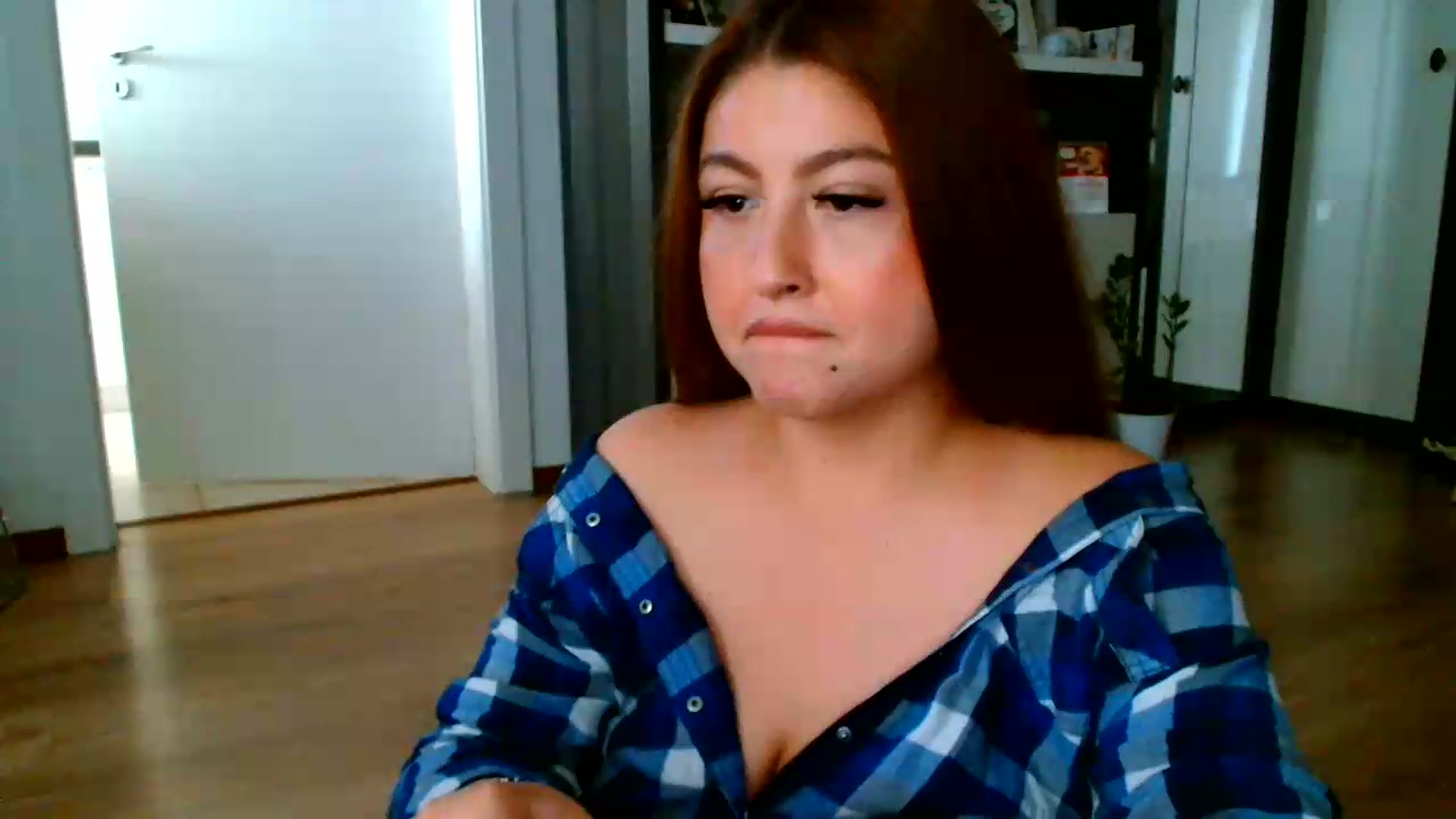 Gallery image thumbnail from SamyraX's myfreecams stream on, 07/08/2026, 16:15 image 3 of 20