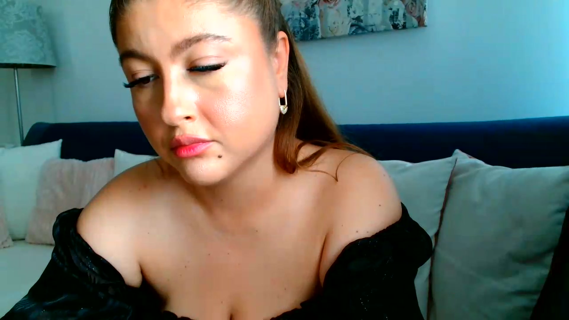 Gallery image thumbnail from SamyraX's myfreecams stream on, 07/12/2026, 13:41 image 15 of 20