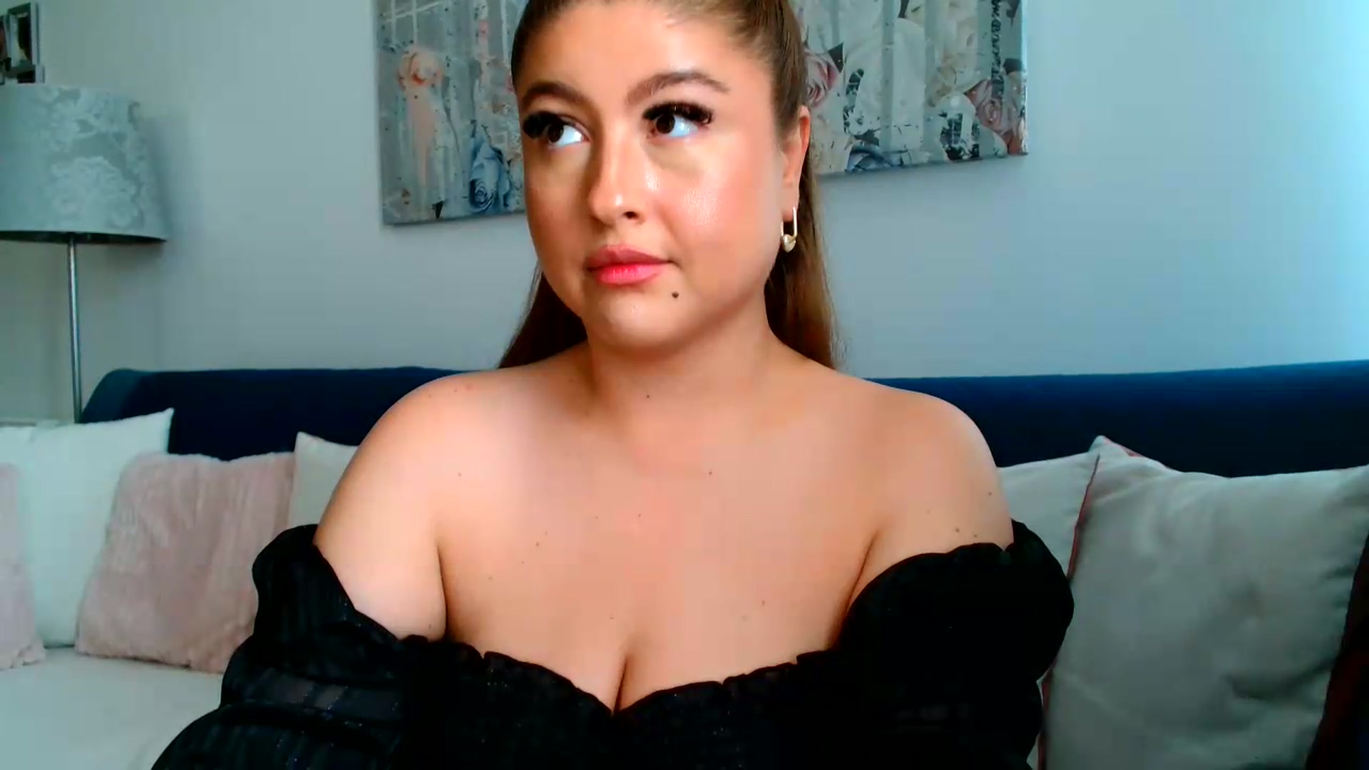Gallery image thumbnail from SamyraX's myfreecams stream on, 07/12/2026, 13:41 image 5 of 20