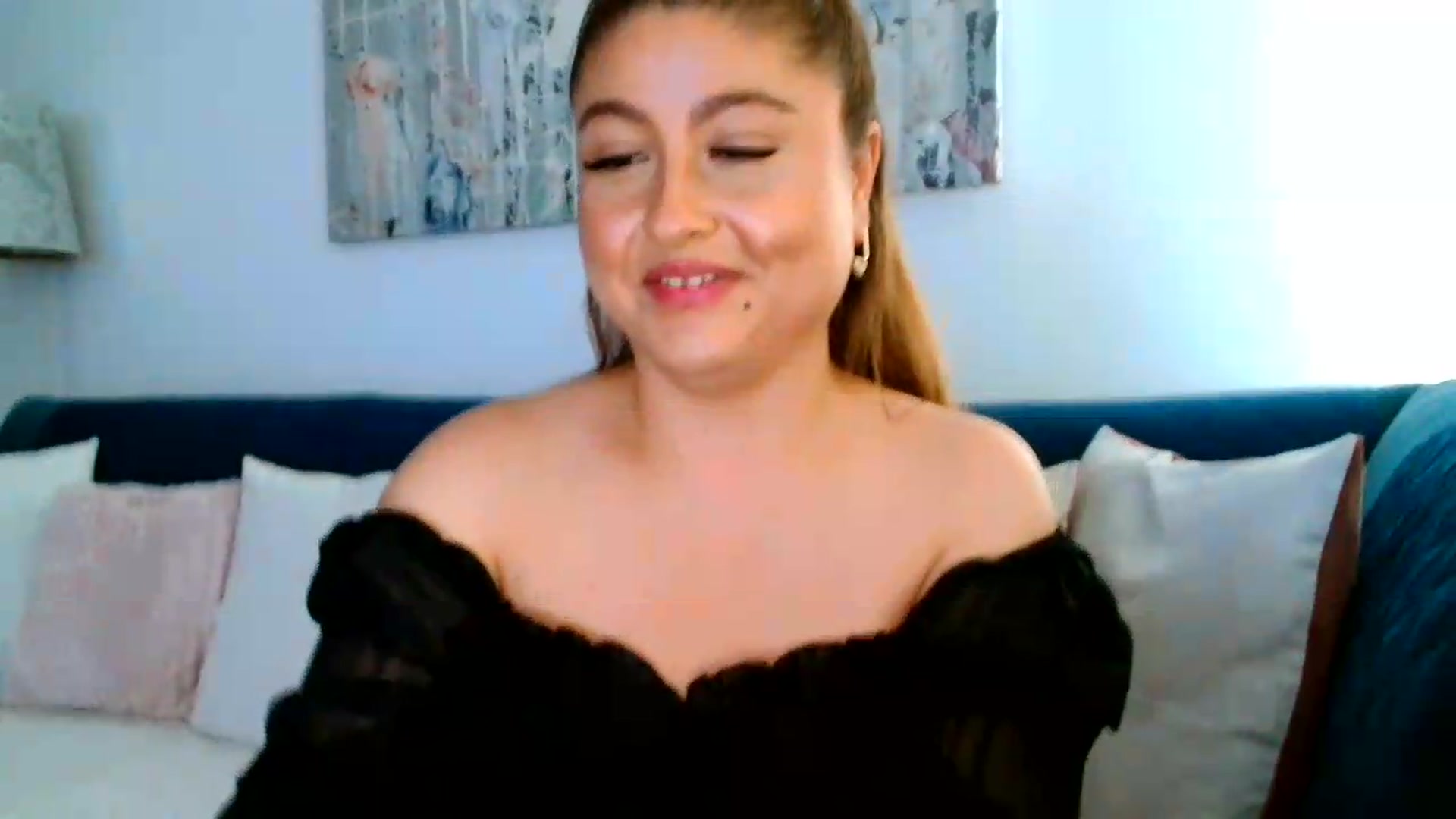 Gallery image thumbnail from SamyraX's myfreecams stream on, 07/12/2026, 16:37 image 10 of 20