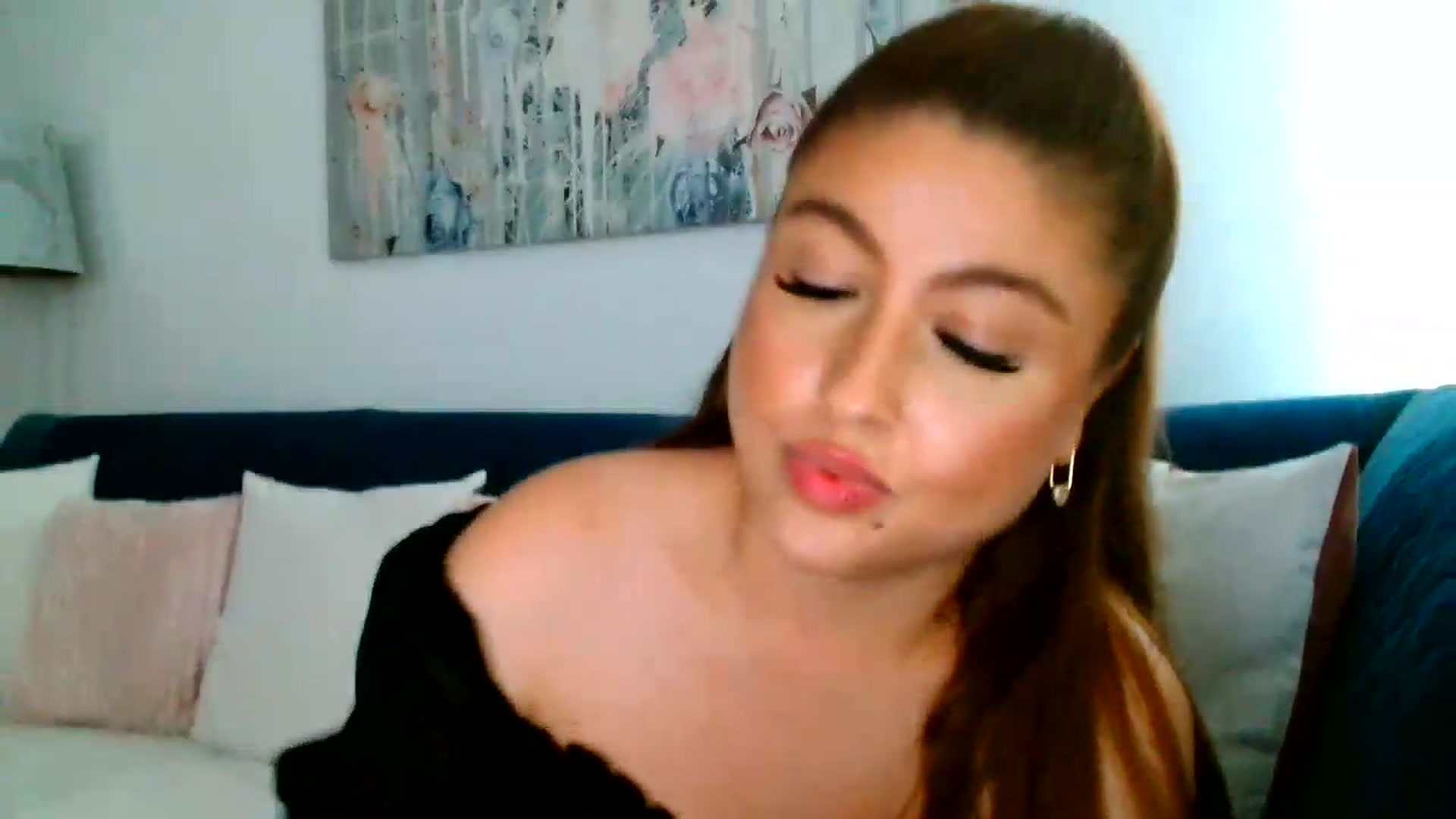 Gallery image thumbnail from SamyraX's myfreecams stream on, 07/12/2026, 16:37 image 13 of 20