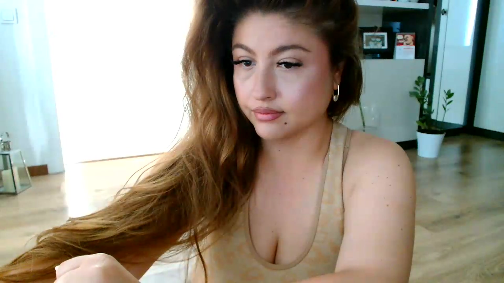 Gallery image thumbnail from SamyraX's myfreecams stream on, 07/29/2026, 16:02 image 3 of 20