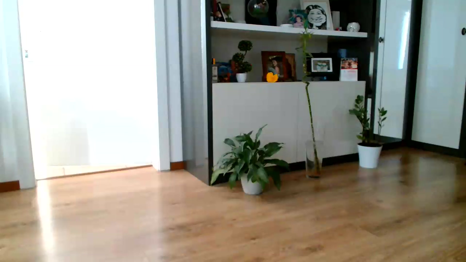 Gallery image thumbnail from SamyraX's myfreecams stream on, 08/12/2026, 15:37 image 17 of 20