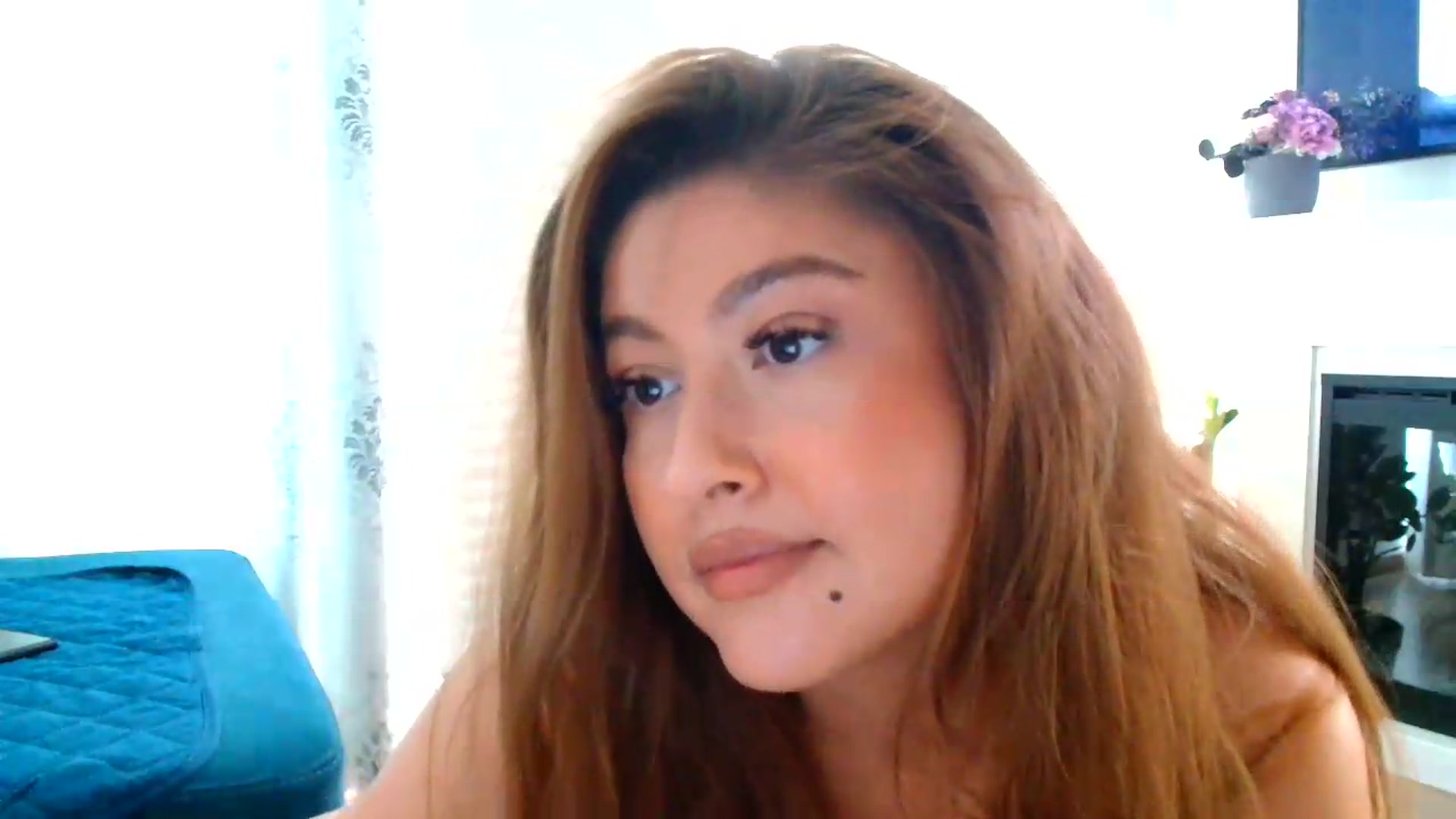 Gallery image thumbnail from SamyraX's myfreecams stream on, 08/25/2026, 16:45 image 5 of 20