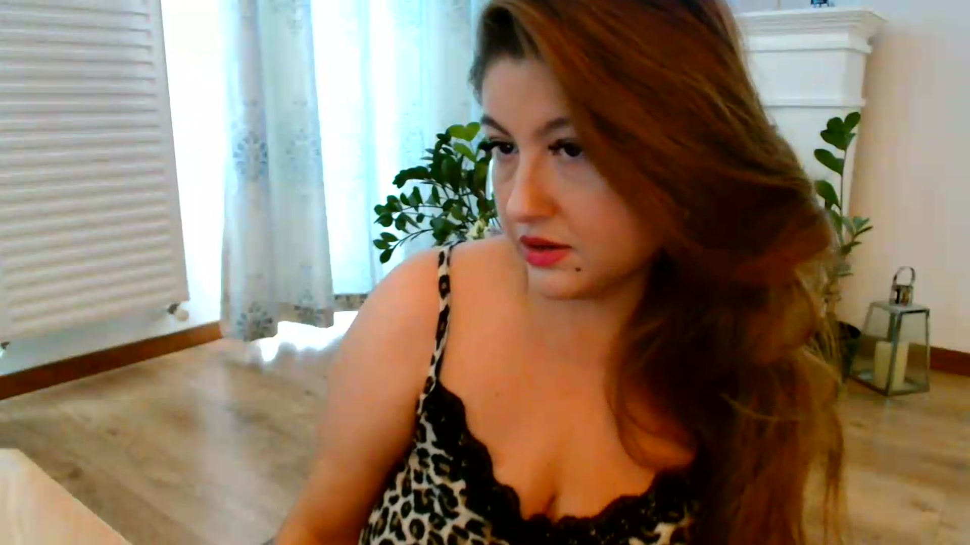Gallery image thumbnail from SamyraX's myfreecams stream on, 09/11/2026, 13:01 image 8 of 20