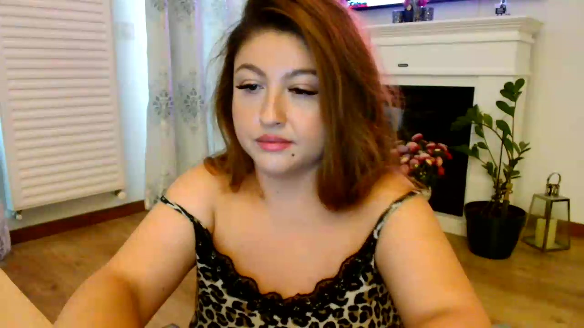 Gallery image thumbnail from SamyraX's myfreecams stream on, 09/11/2026, 16:22 image 15 of 20