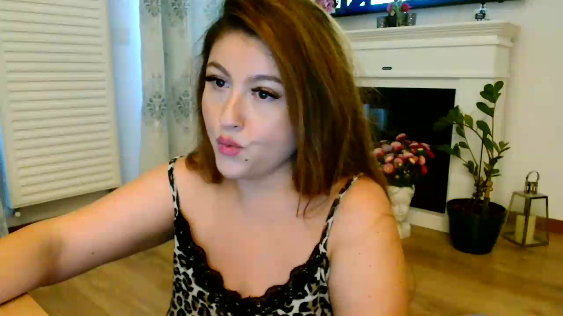 Gallery image thumbnail from SamyraX's myfreecams stream on, 09/11/2026, 16:22 image 20 of 20