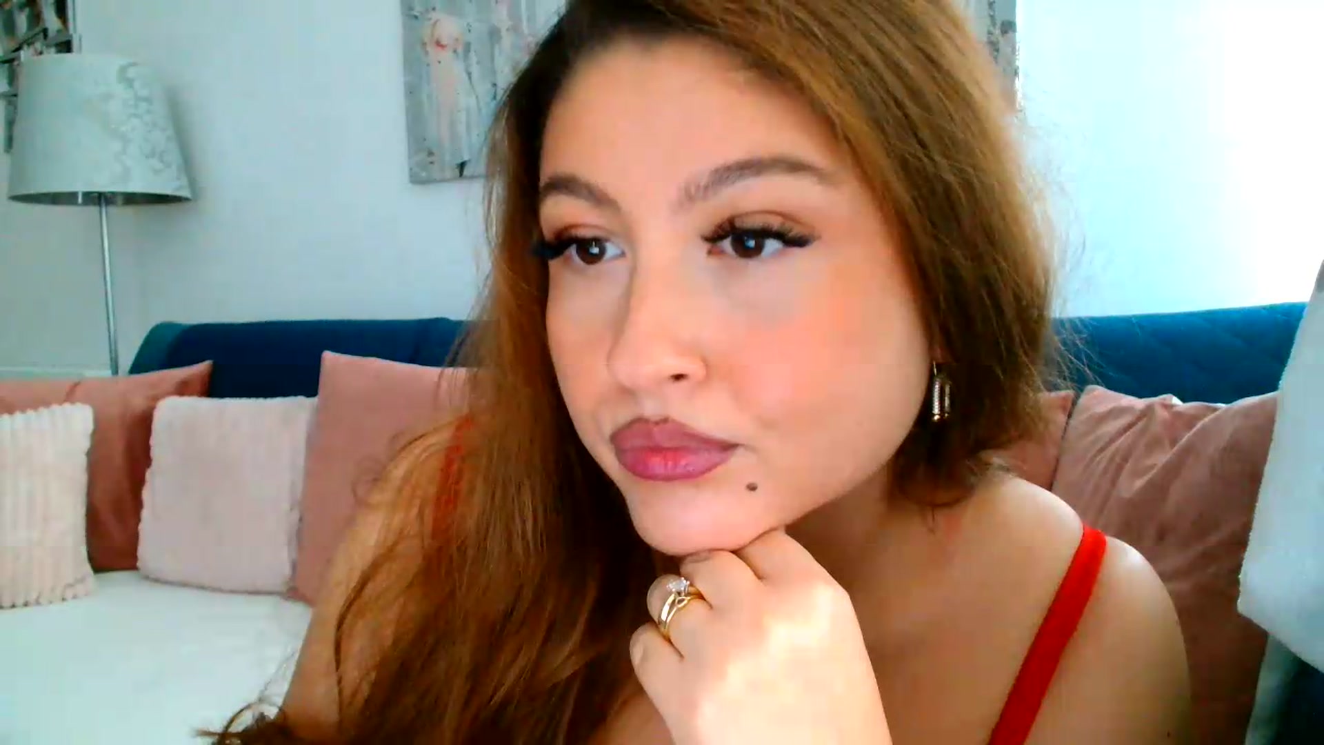 Gallery image thumbnail from SamyraX's myfreecams stream on, 09/15/2026, 15:11 image 12 of 20
