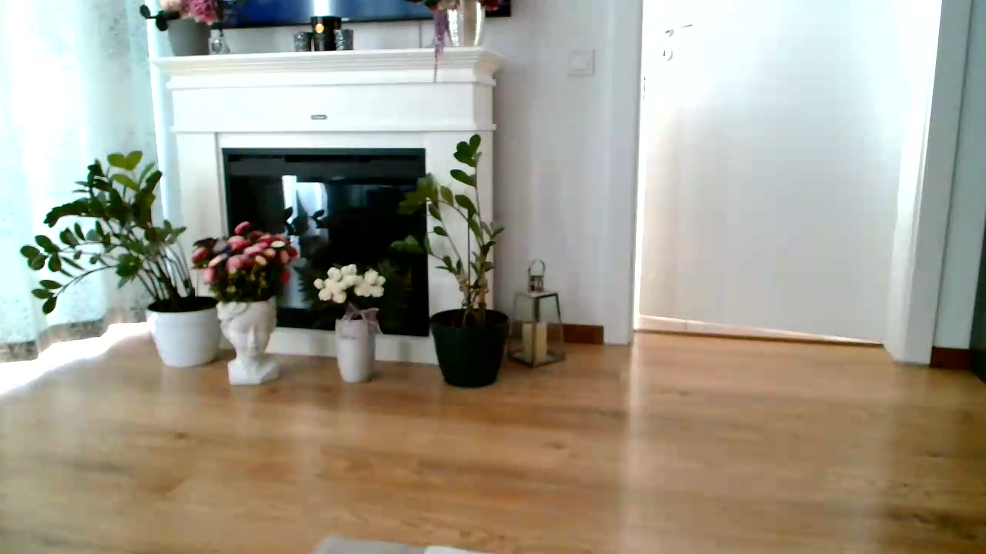 Gallery image thumbnail from SamyraX's myfreecams stream on, 09/16/2026, 13:51 image 11 of 20