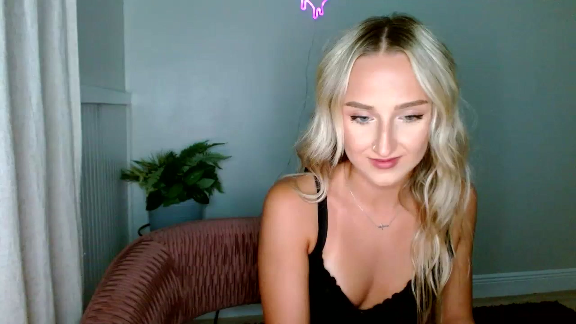 Gallery image thumbnail from Sandiecheeks's myfreecams stream on, 09/07/2023, 02:25 image 8 of 20